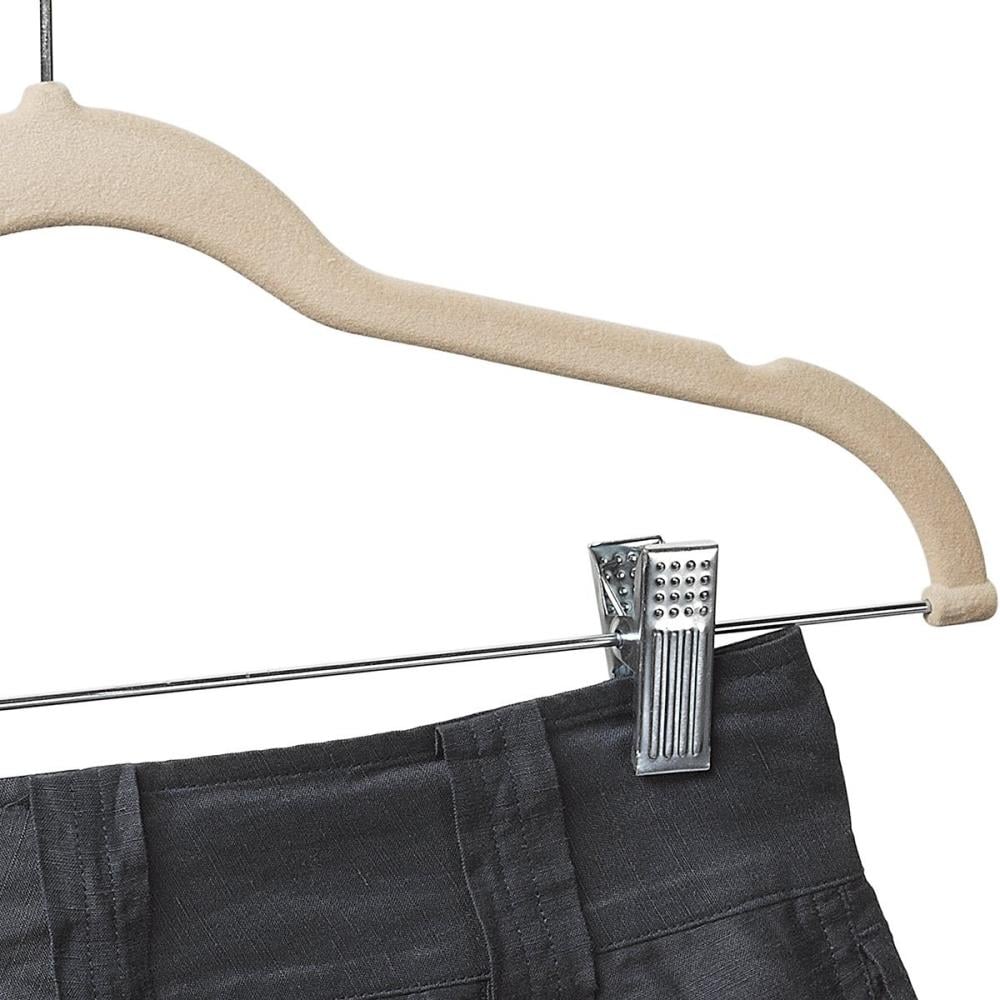 Home it USA 10-Pack Velvet Non-slip Grip Skirt/Pants Hanger (Off-white) in  the Hangers department at