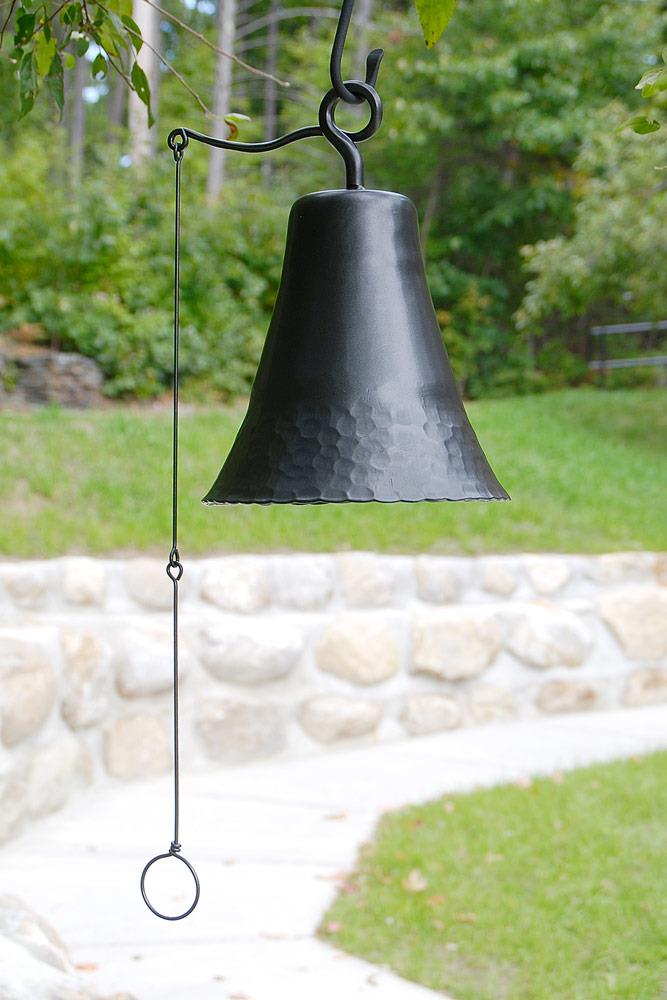 Minuteman International 11.75-in Graphite Powder Coat Metal Bell Wind ...