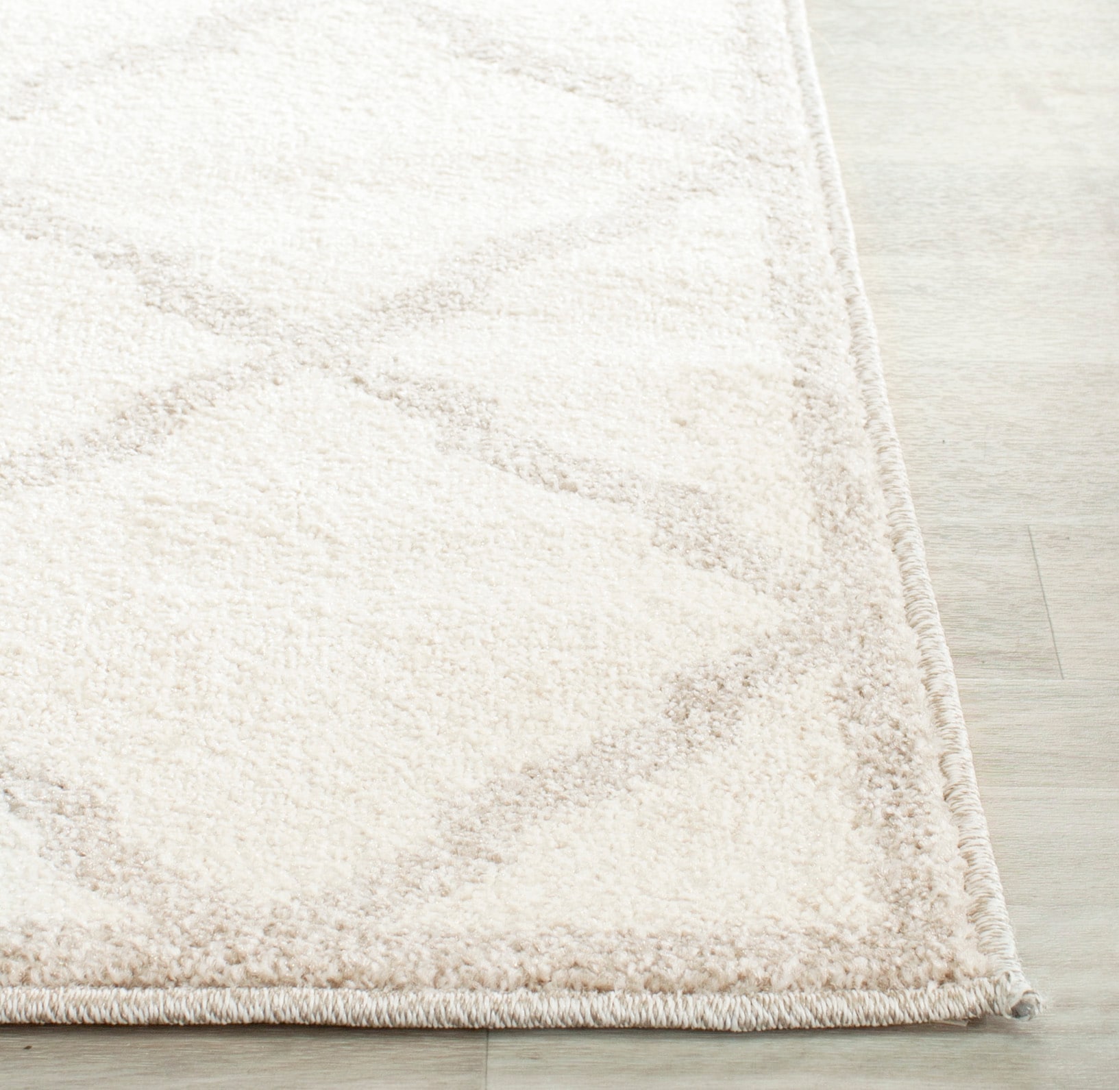 Safavieh AMT421E-3 rugs - View #3