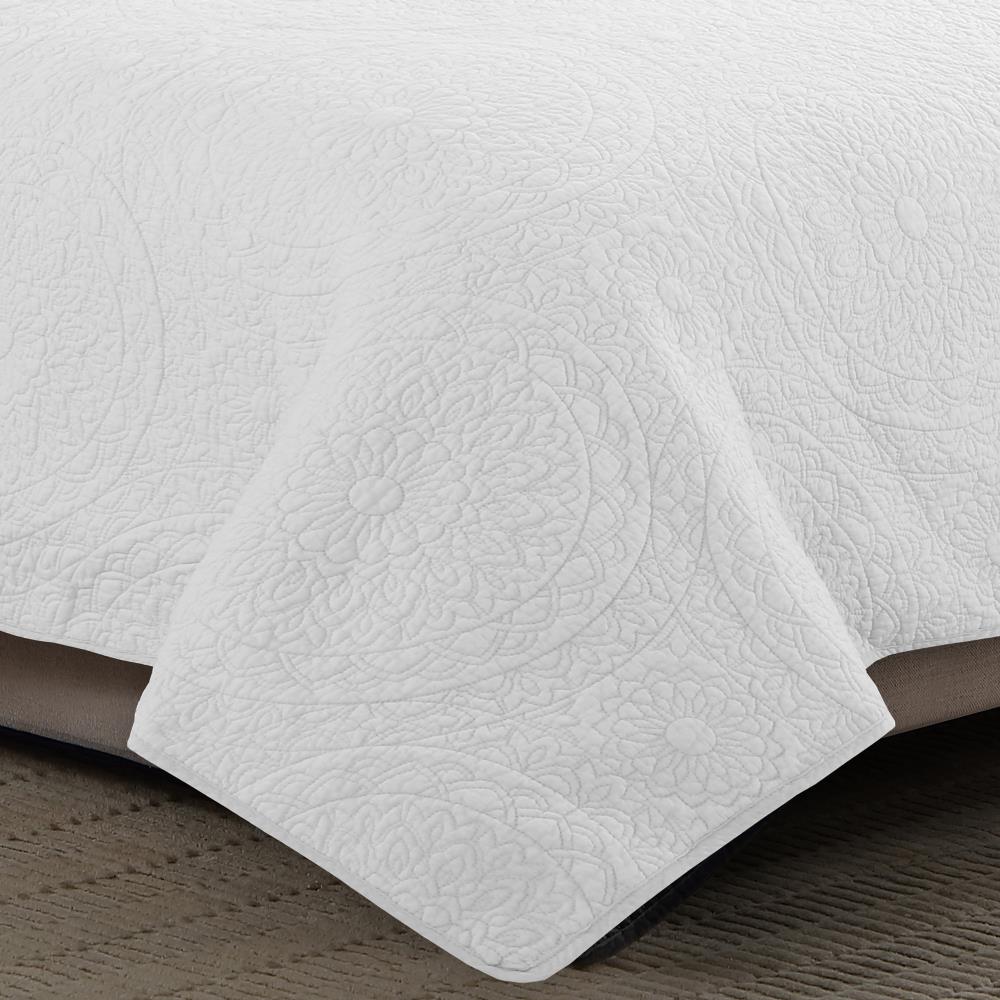 Estate Collection 236402 bedding - View #2