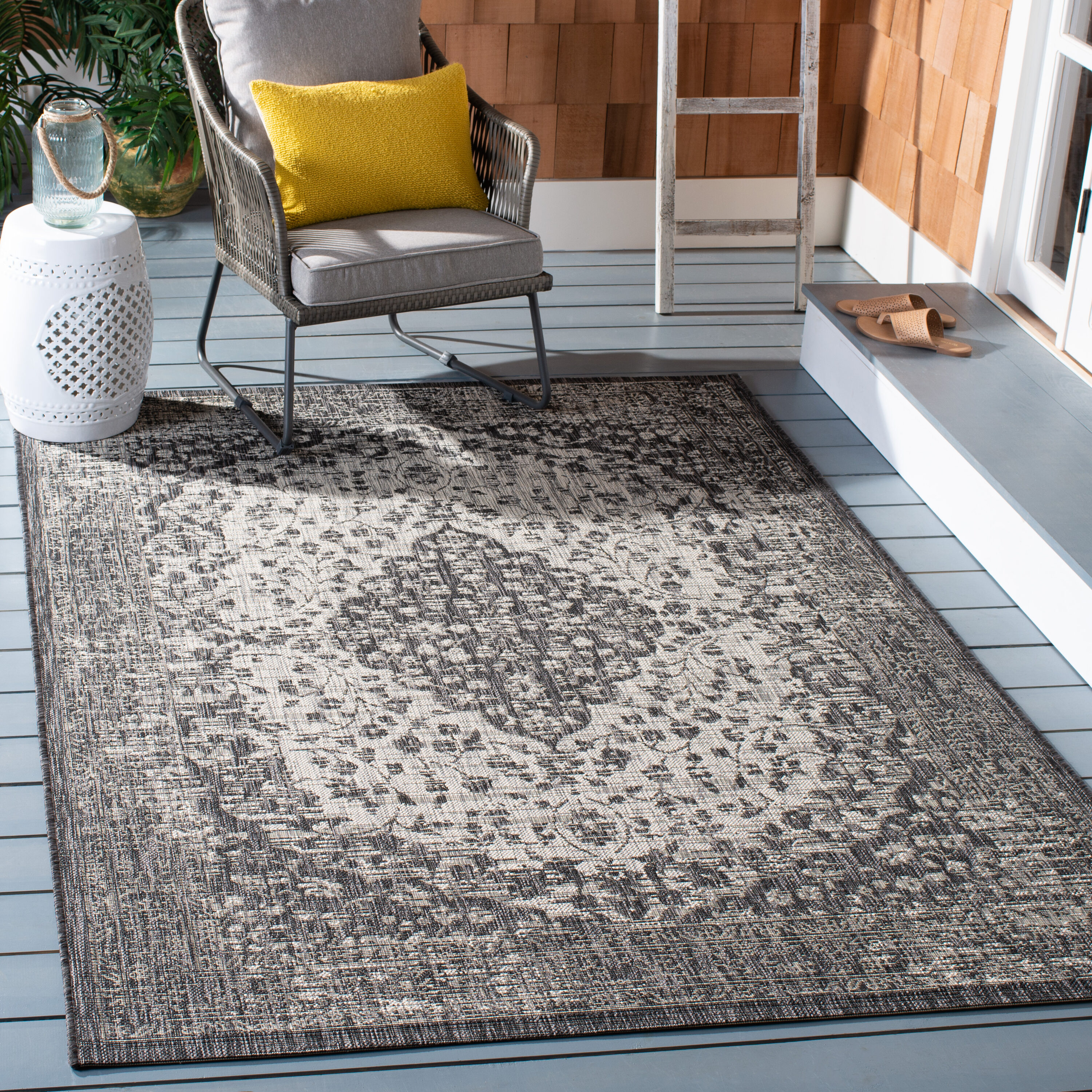 Safavieh CY8720-37612-5 Courtyard Tomo 5 x 8 (ft) Loomed Polypropylene Black/Gray Rectangular Indoor/Outdoor Distressed/Overdyed Coastal Area rug