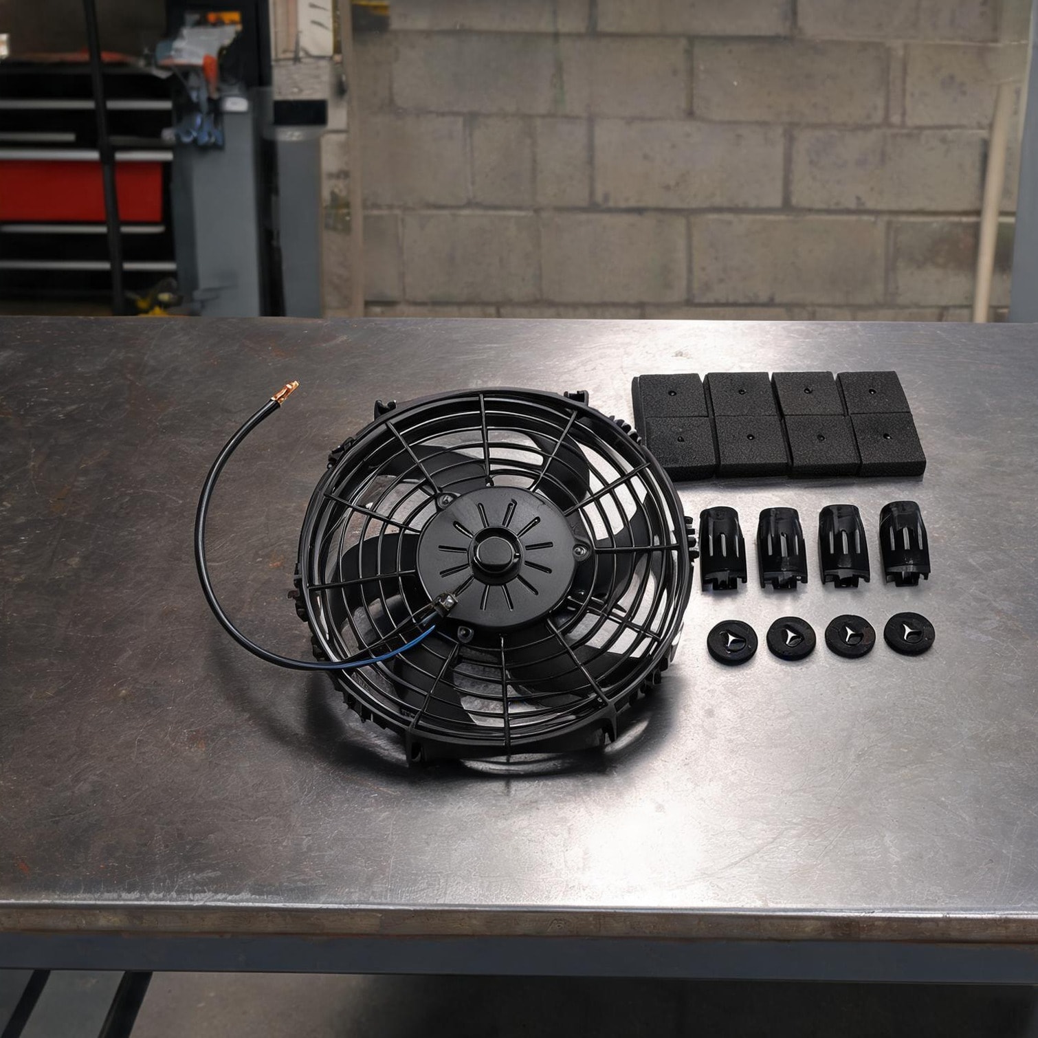 Naturefalls 12AWHQUM0ZRG Black Plastic Radiator Fan Kit 10 in