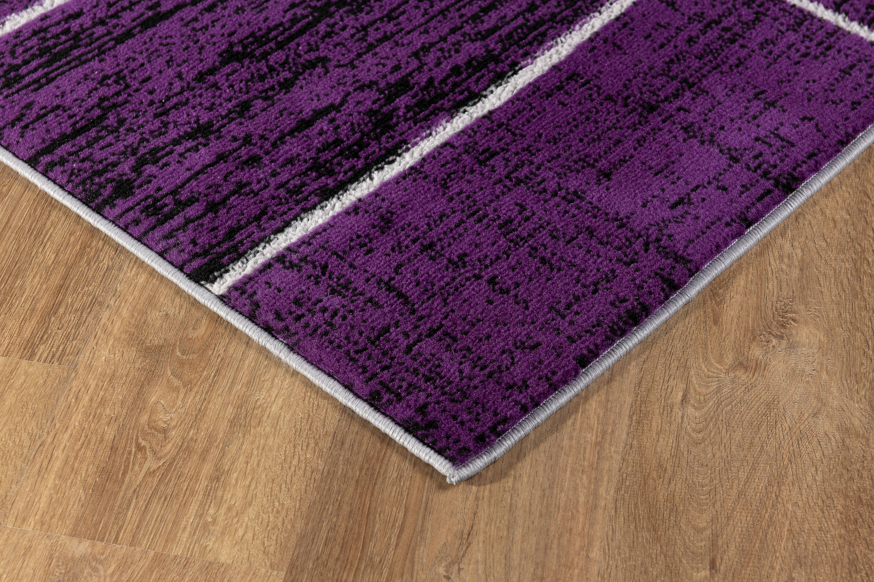 LBaiet Solana 2 X 6 (ft) Purple Indoor Geometric Runner Rug in the
