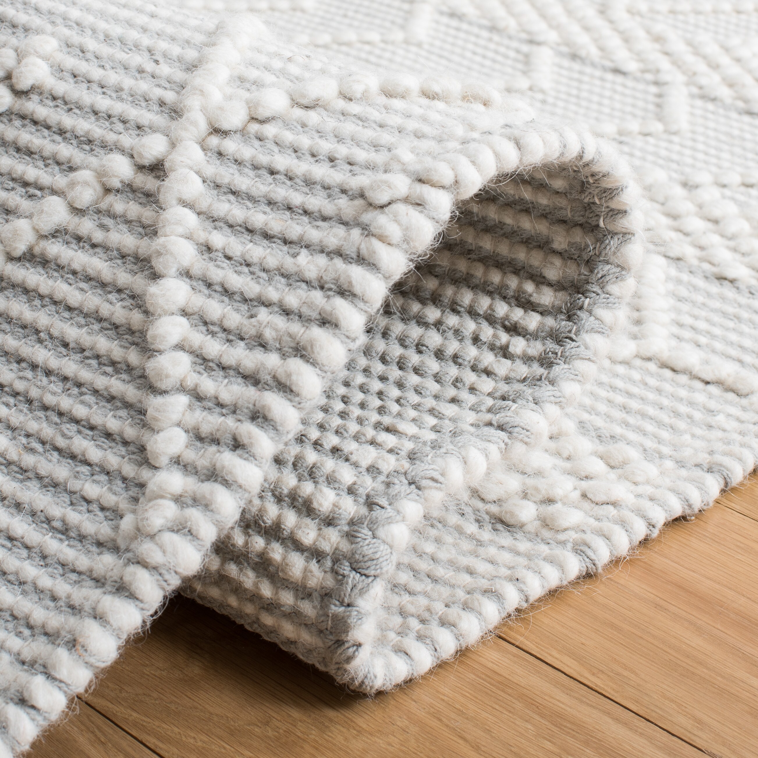 Safavieh NAT686A-5 rugs - View #7