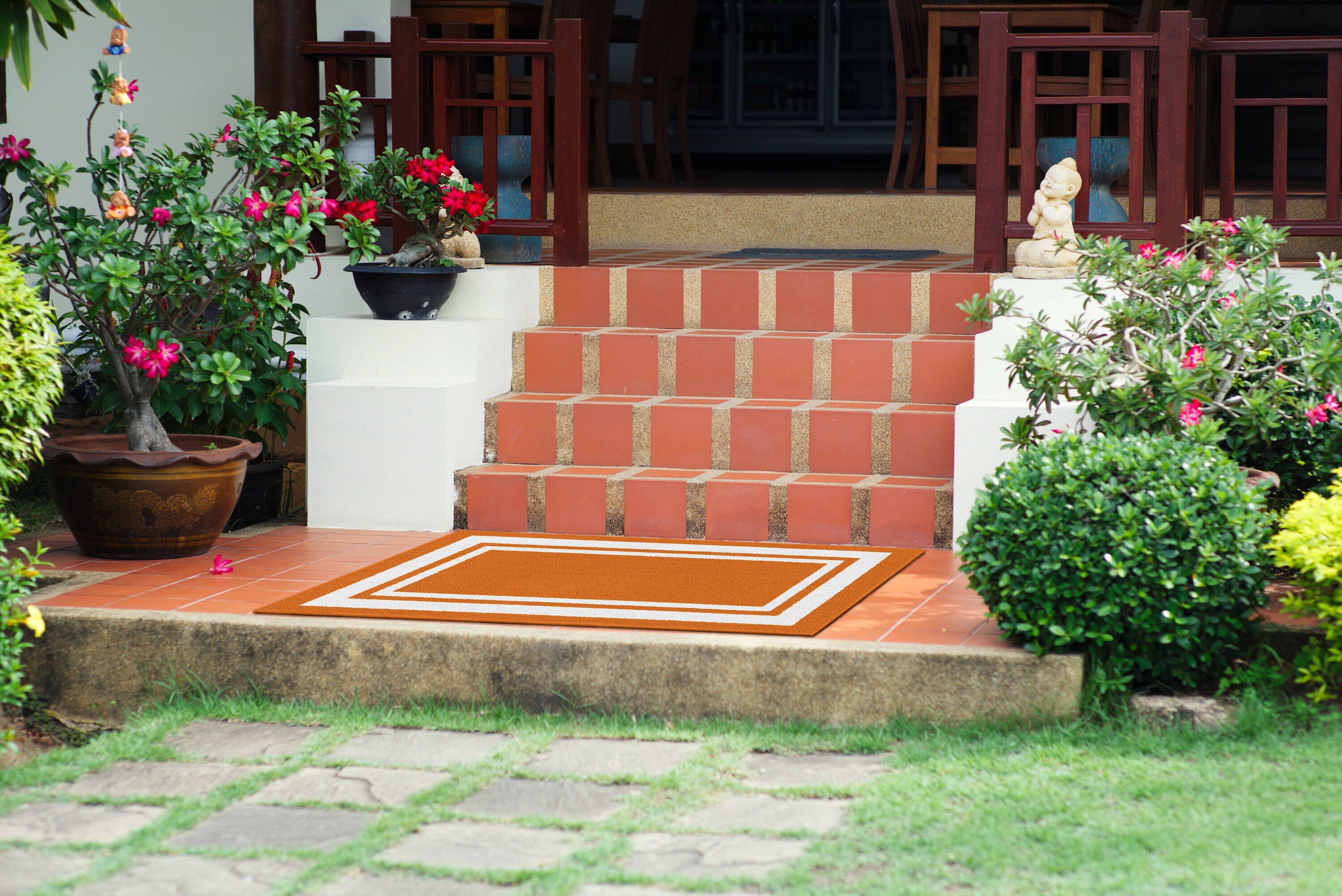 Garland Rug LF050M024040B9 Borderline 2 x 3 (ft) Tufted Polypropylene Orange/White Rectangular Indoor/Outdoor Border Lodge Area rug