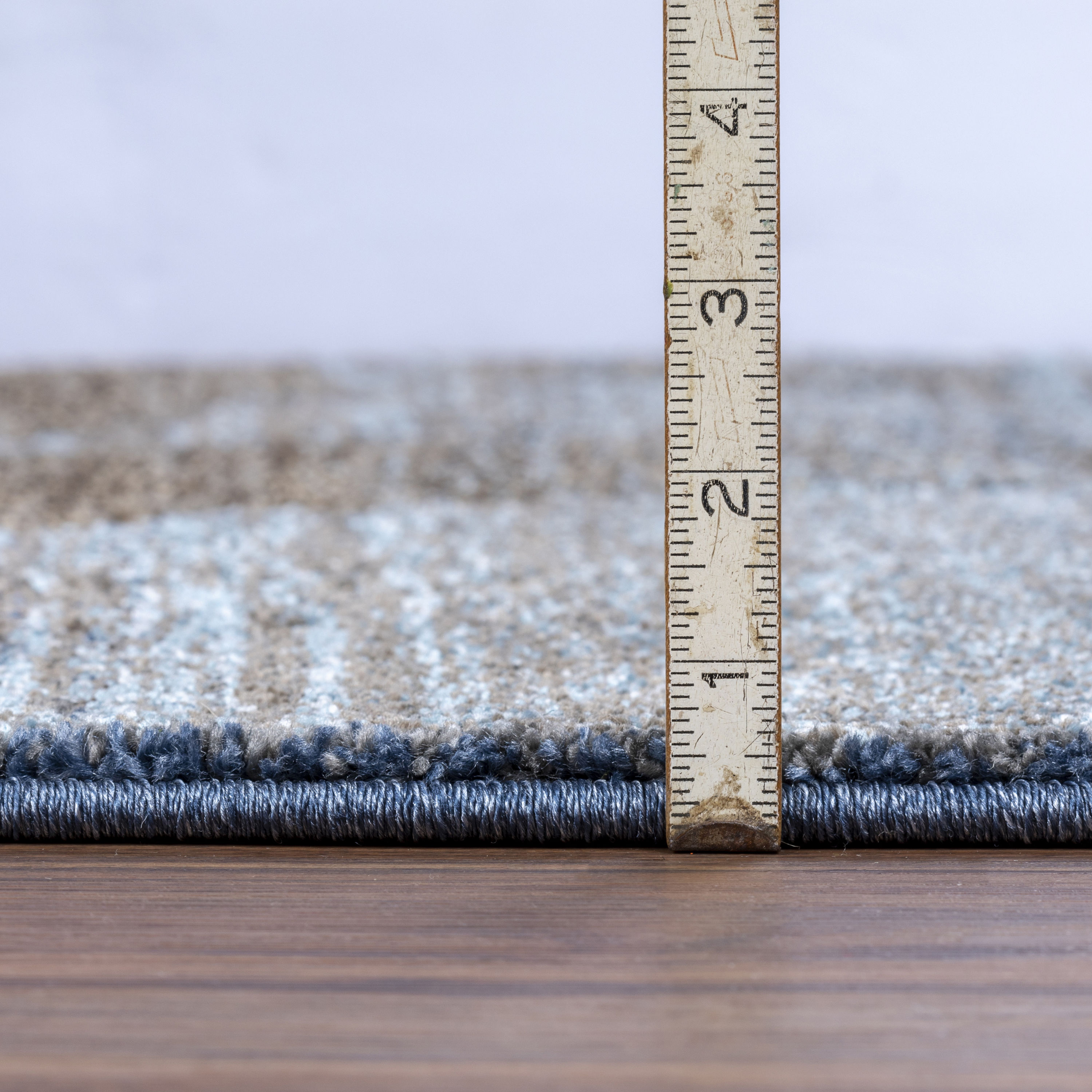 Addison Rugs Cozy Winter Blue 1 ft. 8 in. x 2 ft. 6 in. Indoor