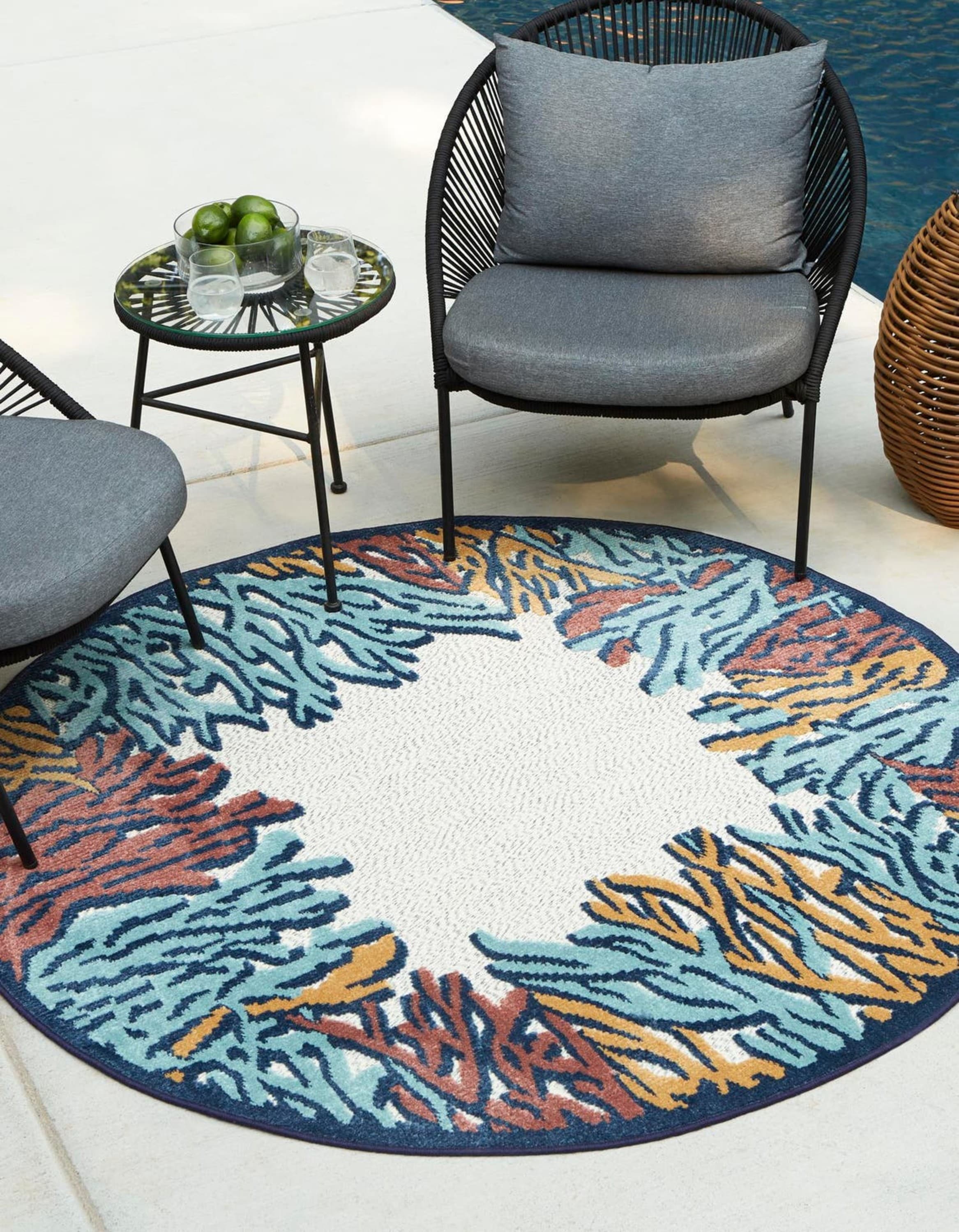 Unique Loom 3171448 Belize Outdoor 3 x 3 (ft) Loomed Polypropylene Multi Round Indoor/Outdoor Floral/Botanical Area rug