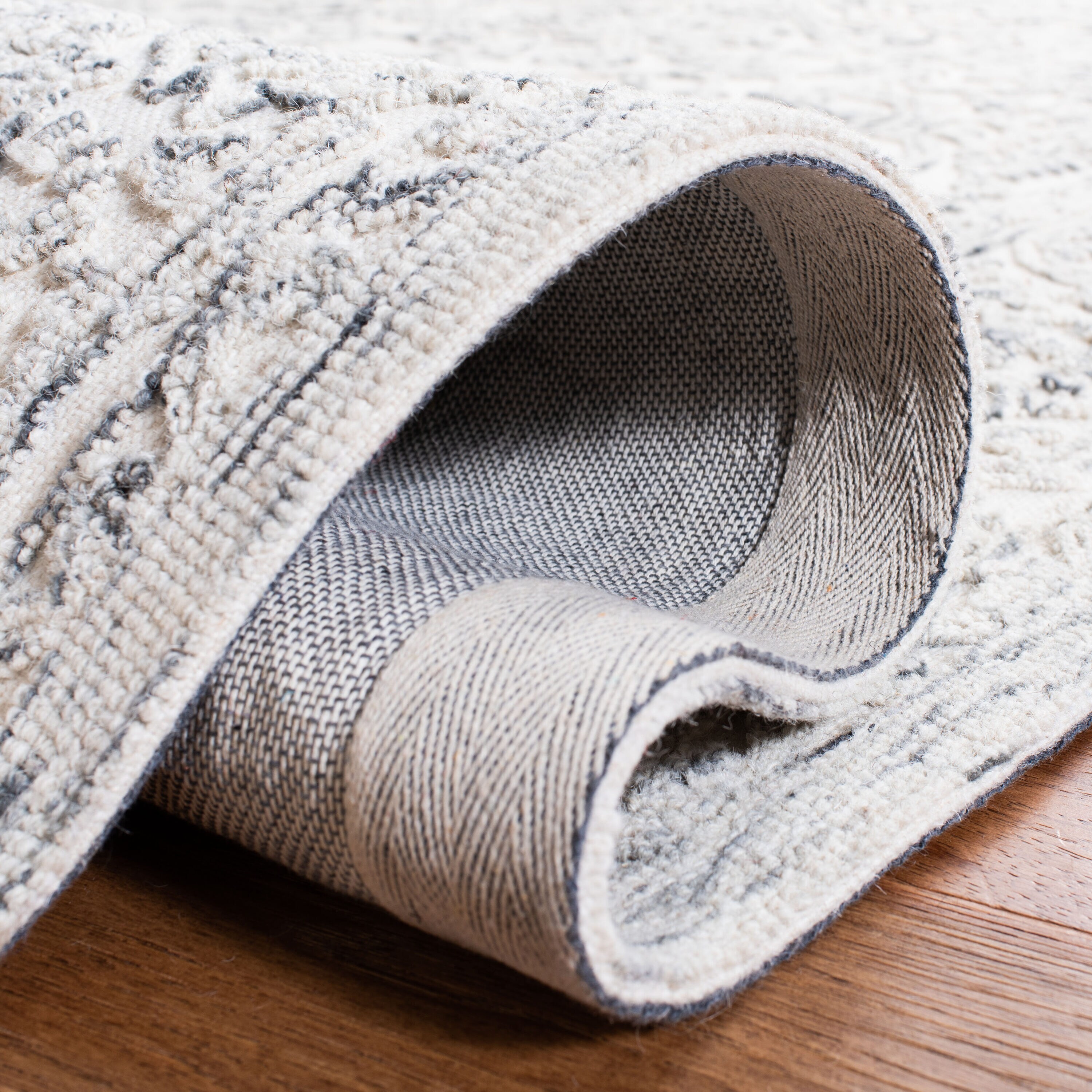Safavieh TRC302H-4 rugs - View #6