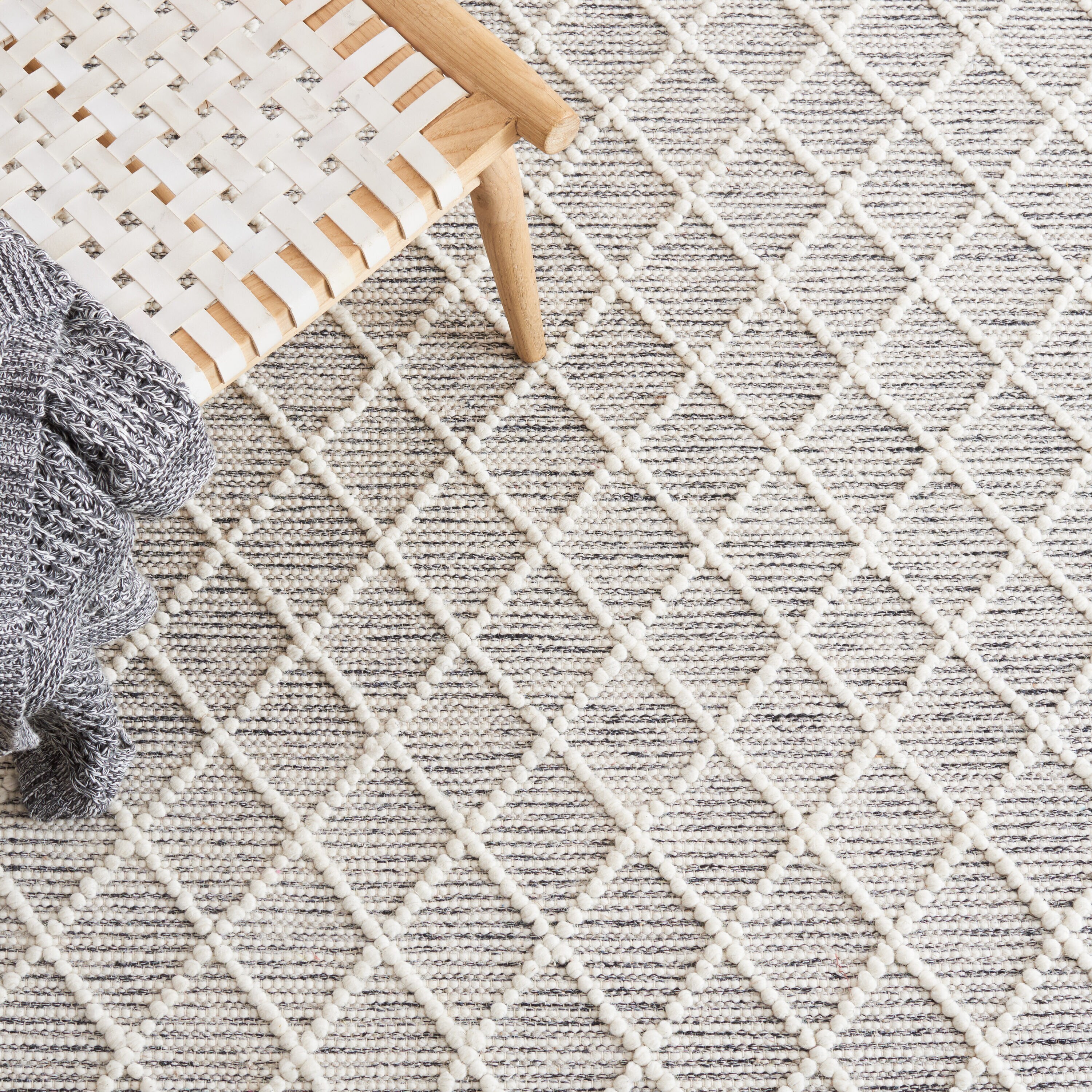 Safavieh VRM256F-5 rugs - View #4