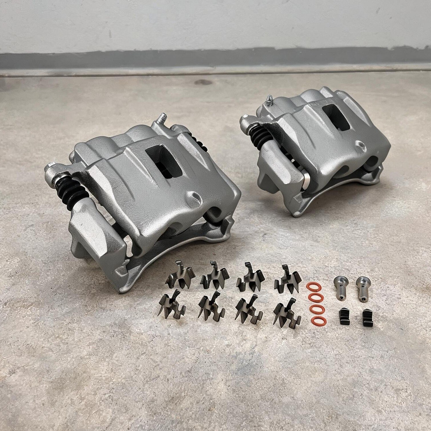 BBabe Automobile and Motorcycle Braking with 15.7 x 11.6 x 7.1 in and ...