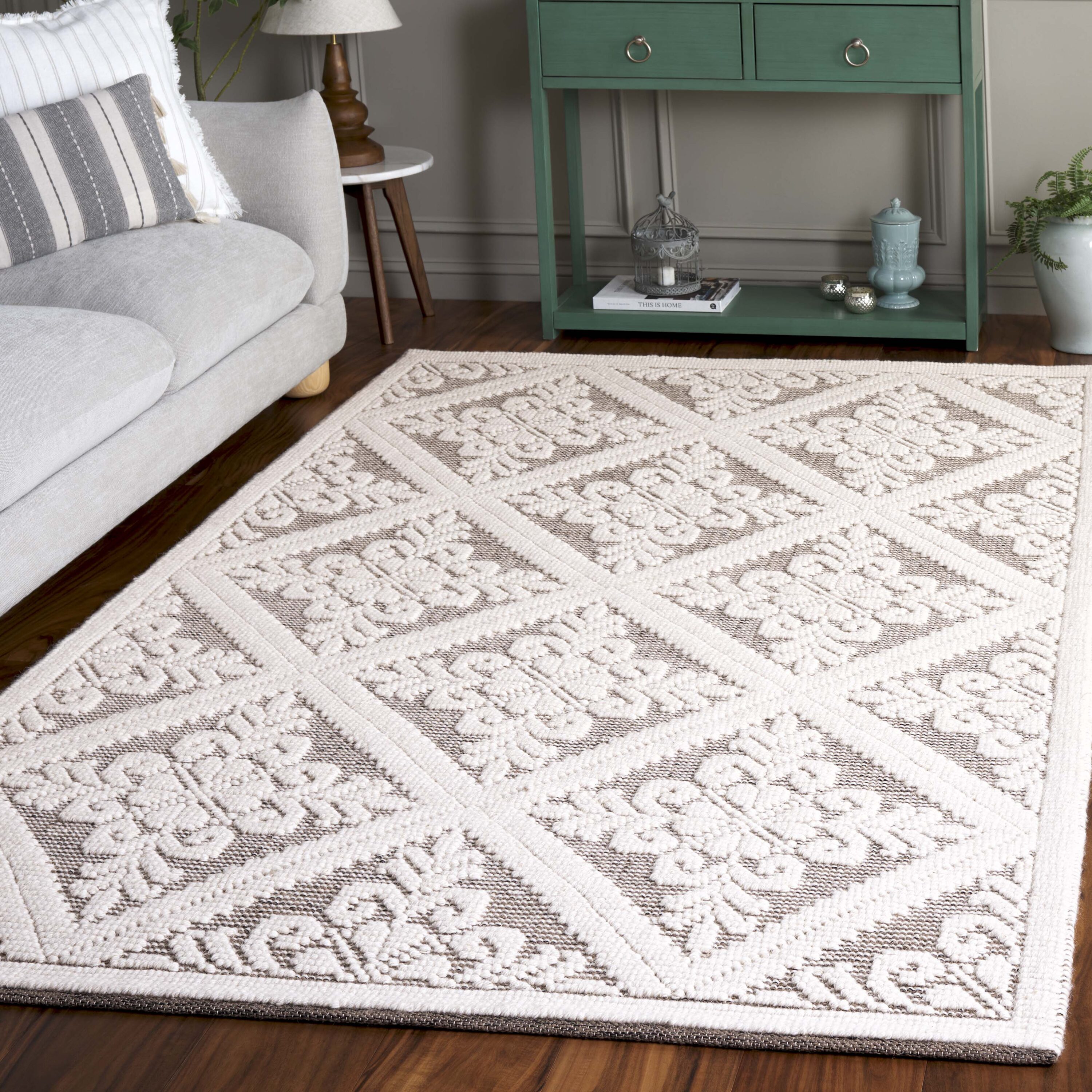  Vermont 306 Ivory/Brown Traditional 5ft x 8ft Medium Rectangle Rug