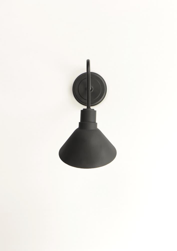 Maxim Lighting 10116BK Outdoor-Wall-Lighting - View #3