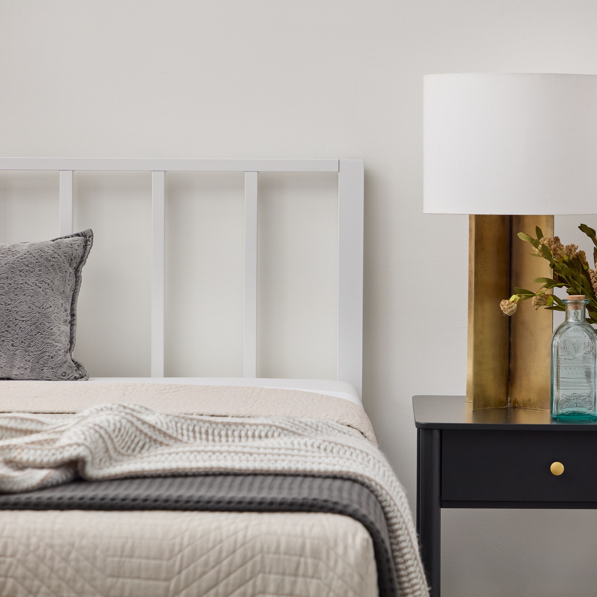Brookside BS0001MBDKKWH beds - View #3