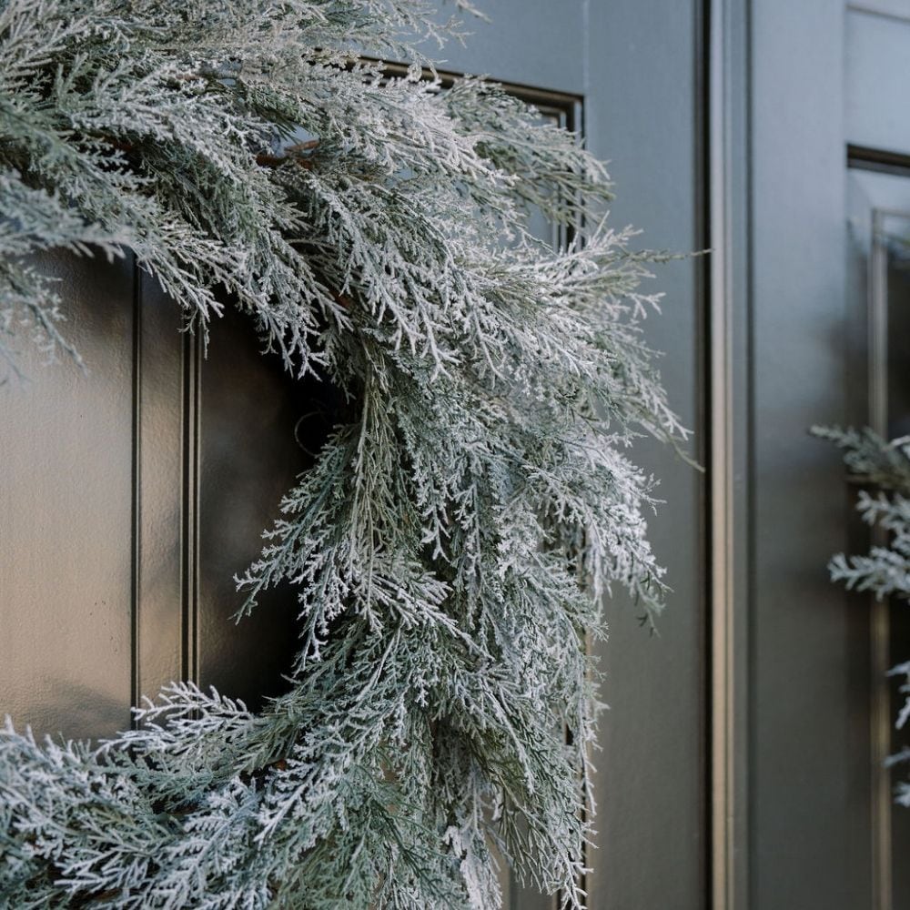 CG Hunter WRT-25008 Artificial-Christmas-Wreaths - View #3
