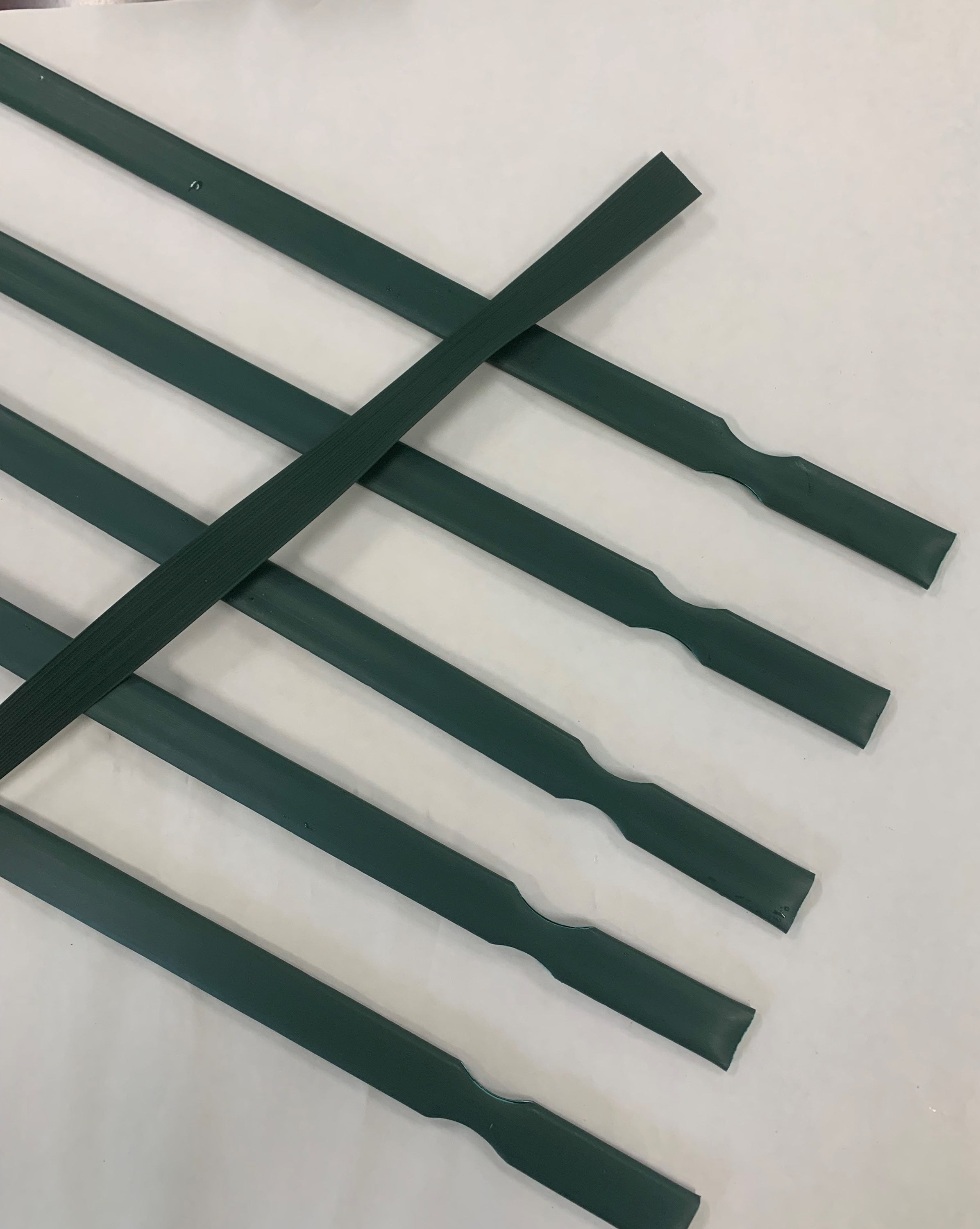 Pexco PVT-GREEN-8 Chain-Link-Fence-Slats - View #2