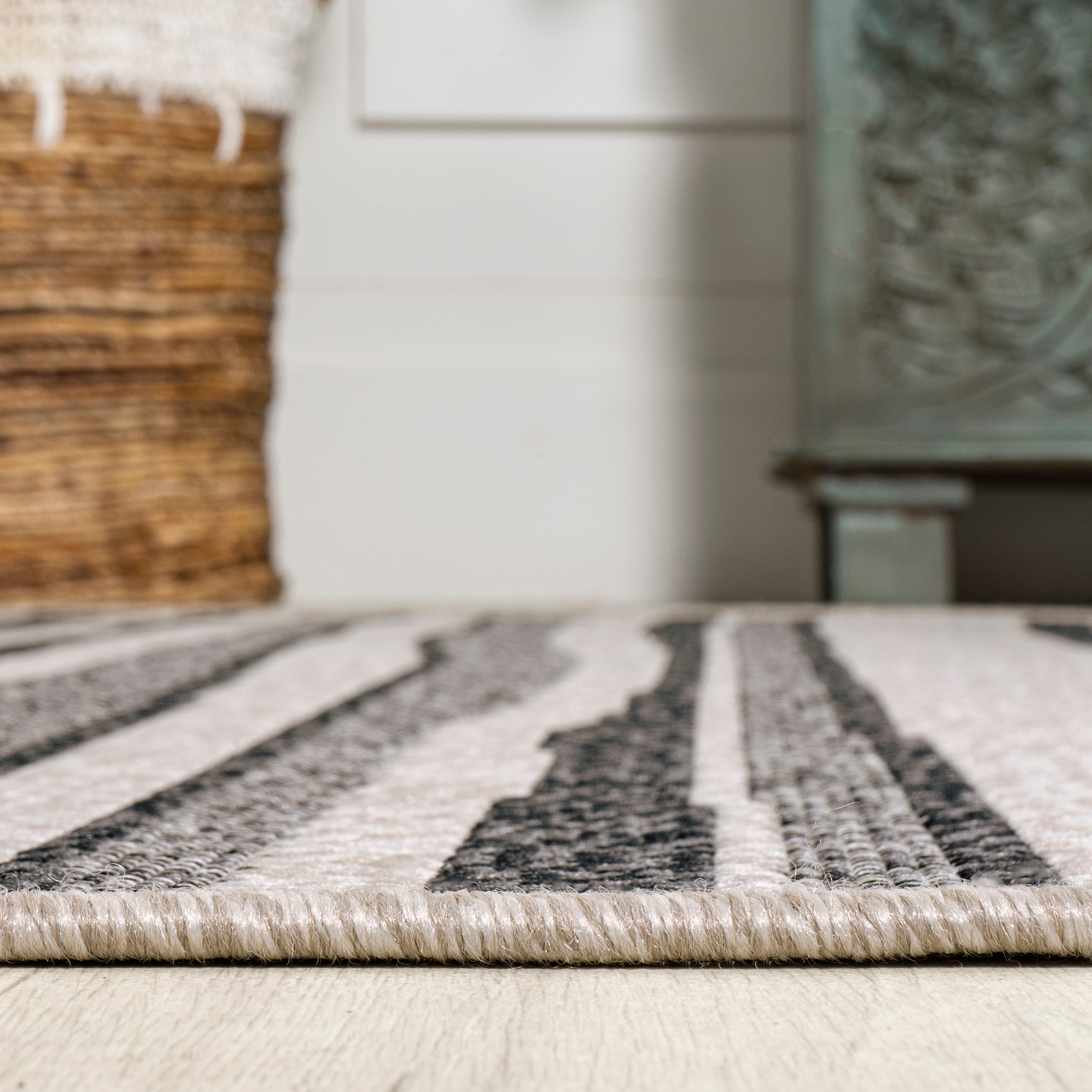 JONATHAN  Y SMB205C-5 rugs - View #6