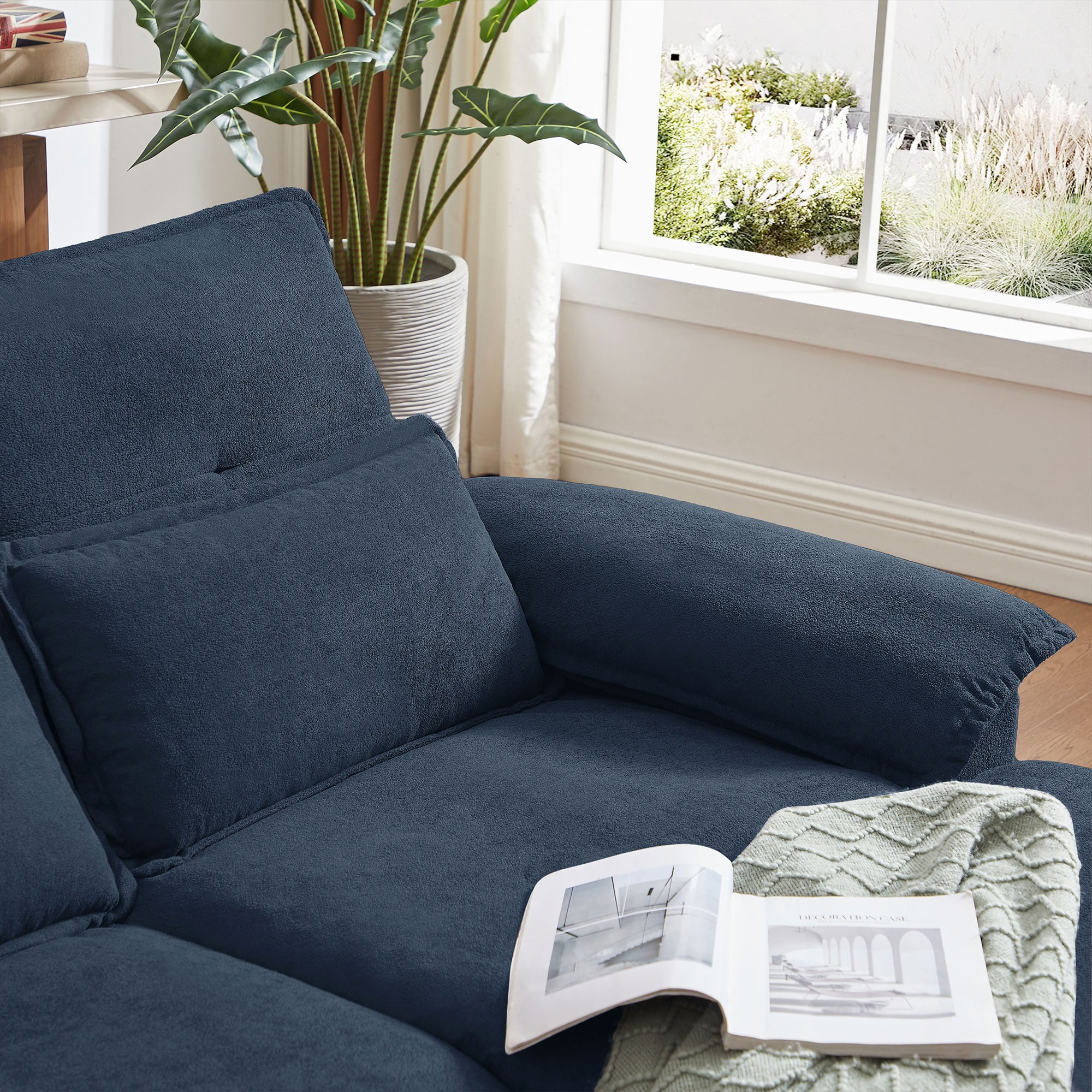 Jarenie YMX28BL Sofas-Loveseats - View #5
