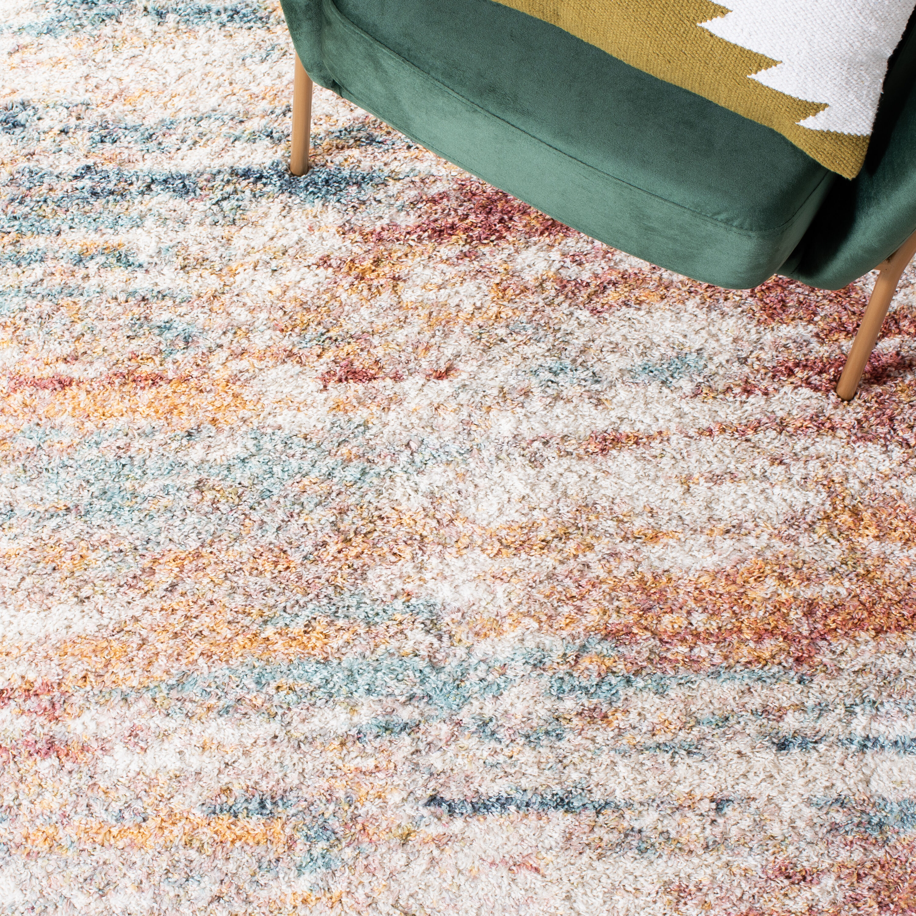 Safavieh CAL112B-5 rugs - View #7