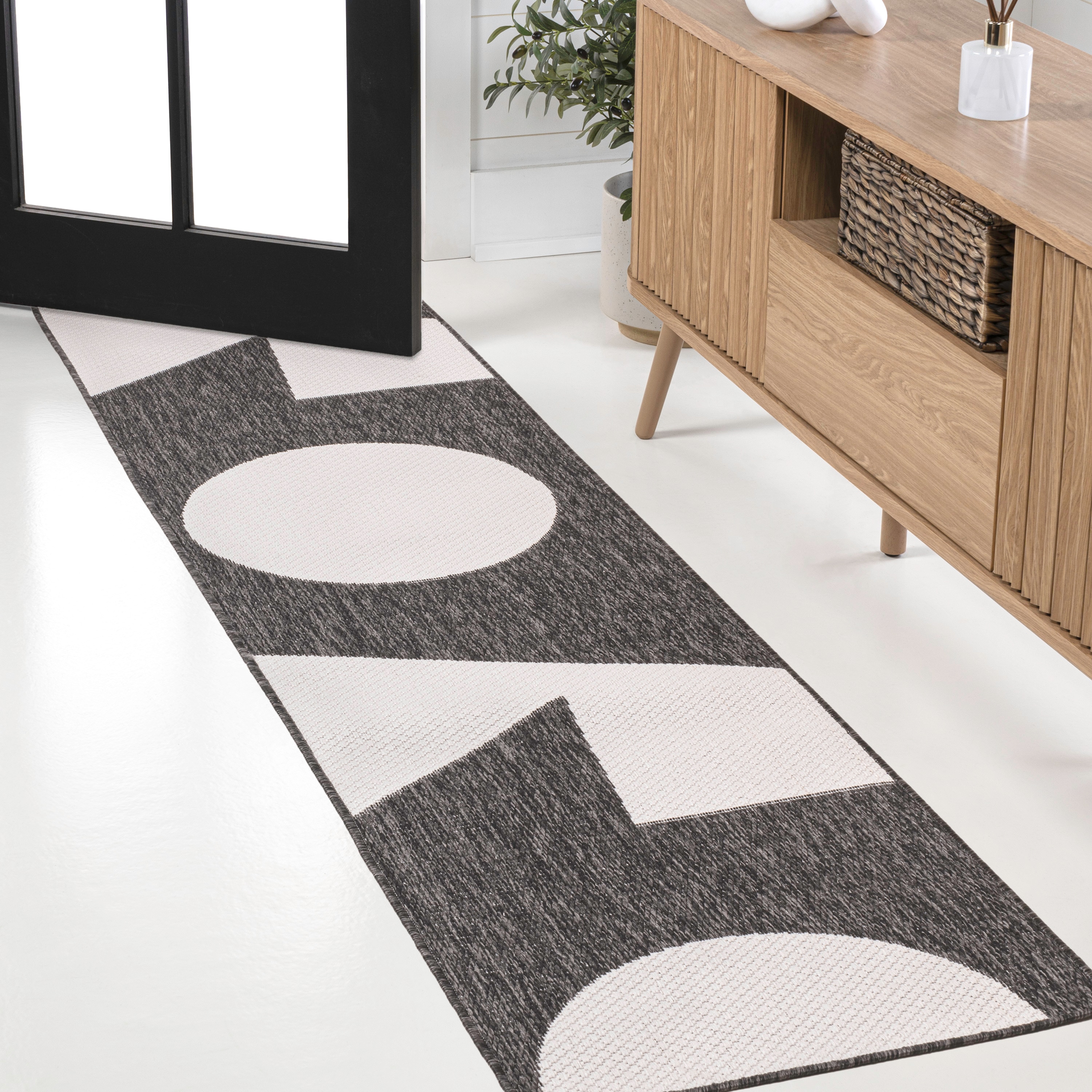 JONATHAN  Y TSN302A-28 TUSCAN SUN Lucian Modern Geometric Abstract Two-Tone 2 x 8 (ft) Loomed Black/Cream Rectangular Indoor/Outdoor Geometric Bohemian/Eclectic Pet Friendly Runner rug