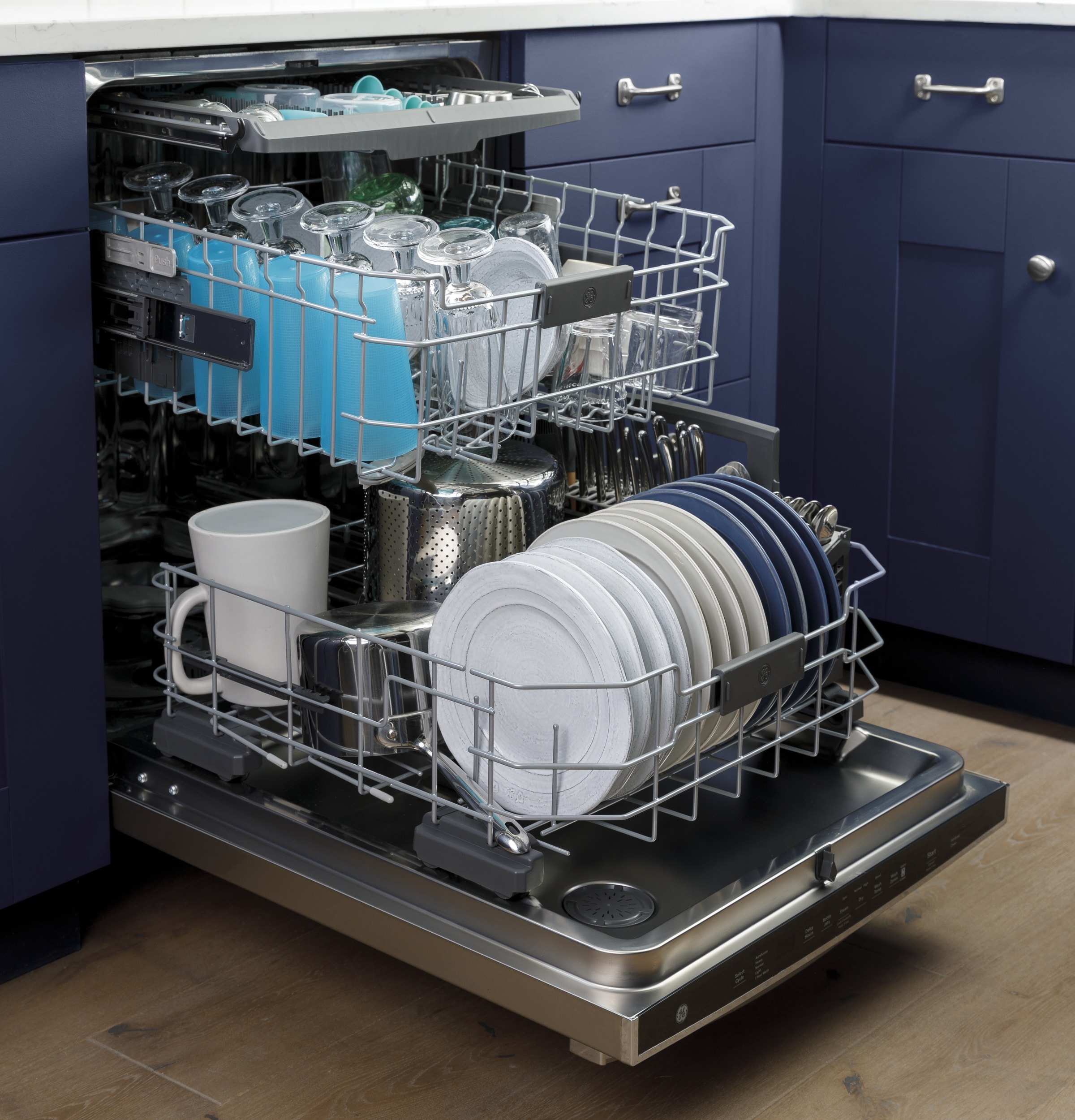 GE 24-inch Built-in Dishwasher with Dry Boost™ GDT550PMRES