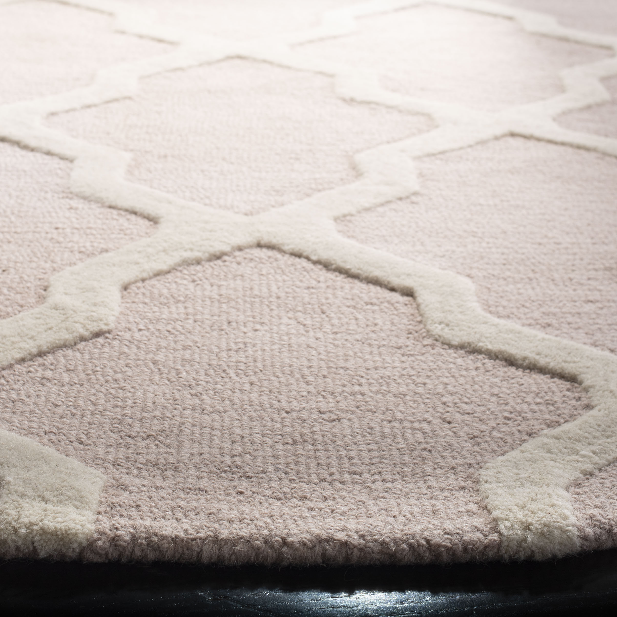 Safavieh CAM121M-6R rugs - View #3
