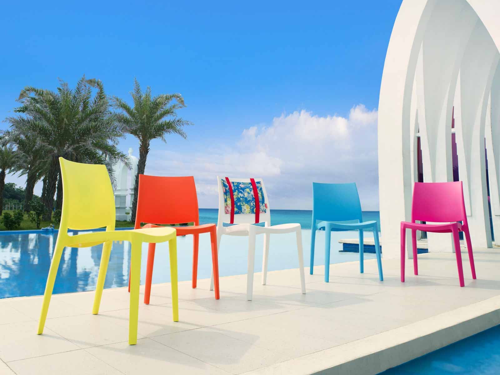 Fuchsia Resin Stackable Modern Side Chairs - Set of 4