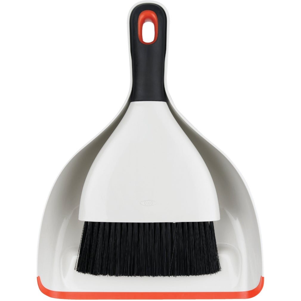 OXO Good Grips Handheld Dustpan and Brush - Thumbnail 4