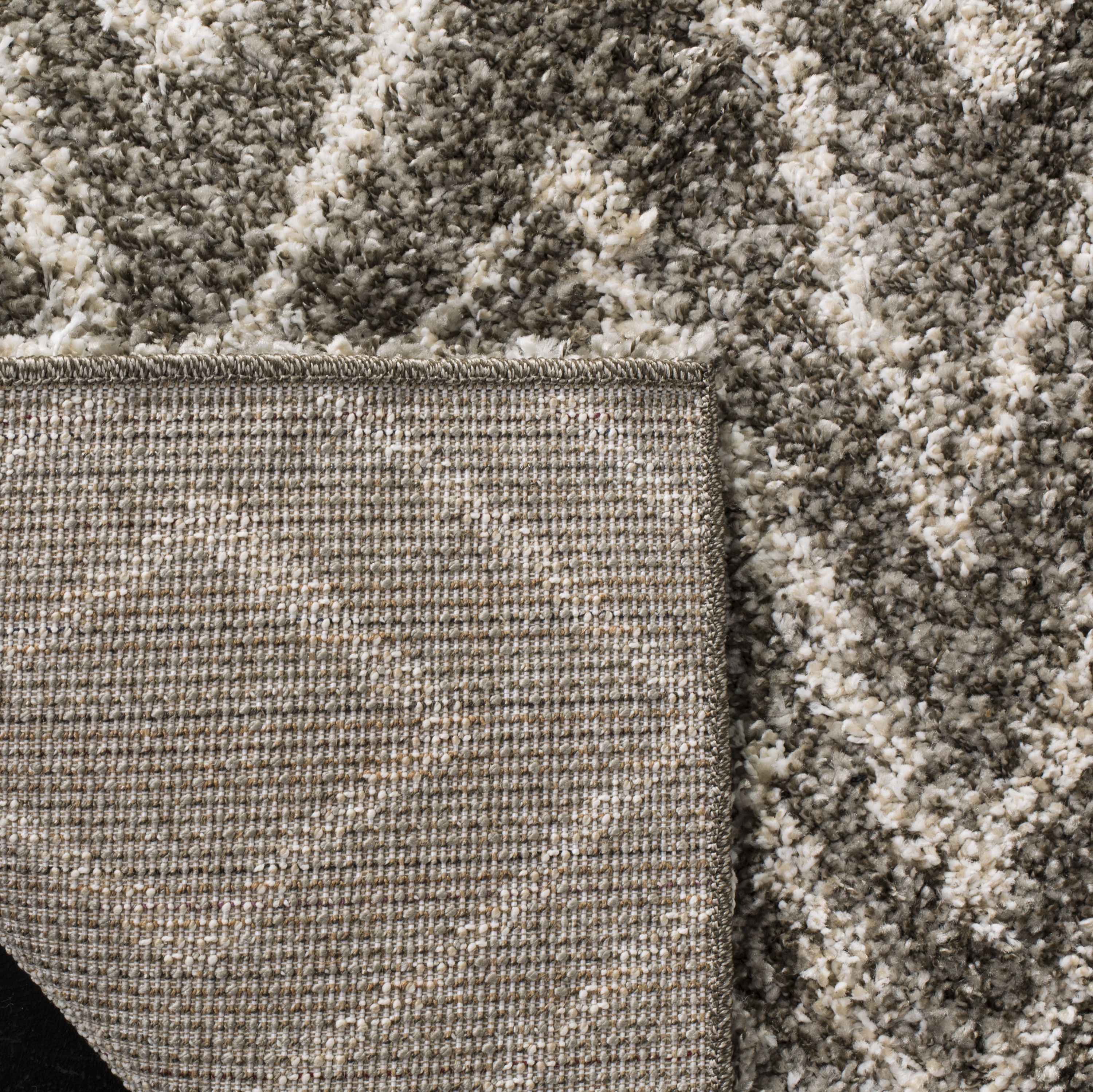 Safavieh SGH332B-5R rugs - View #4