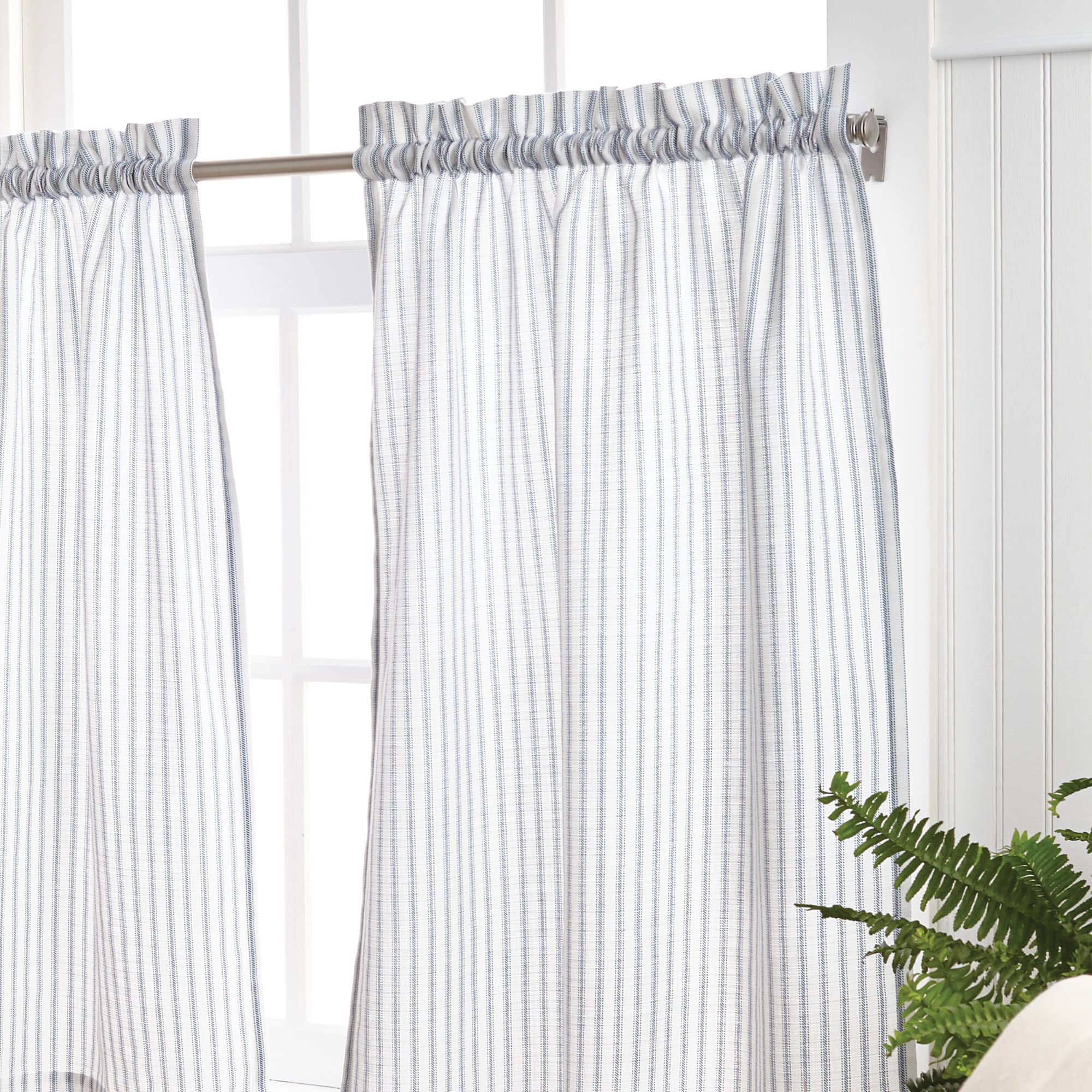 Martha Stewart 1Y20380YIN valances - View #4