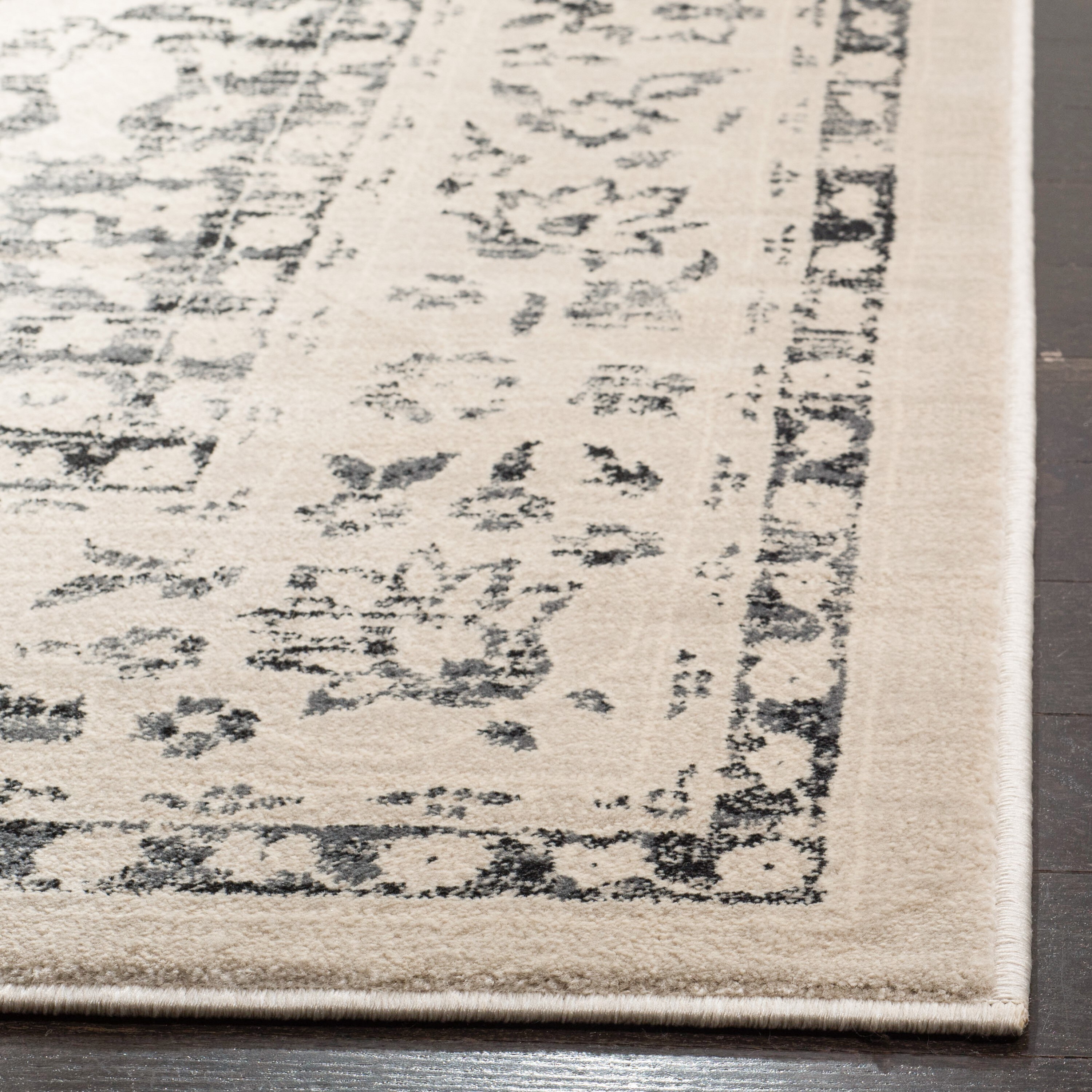Safavieh EVK508C-4 rugs - View #4