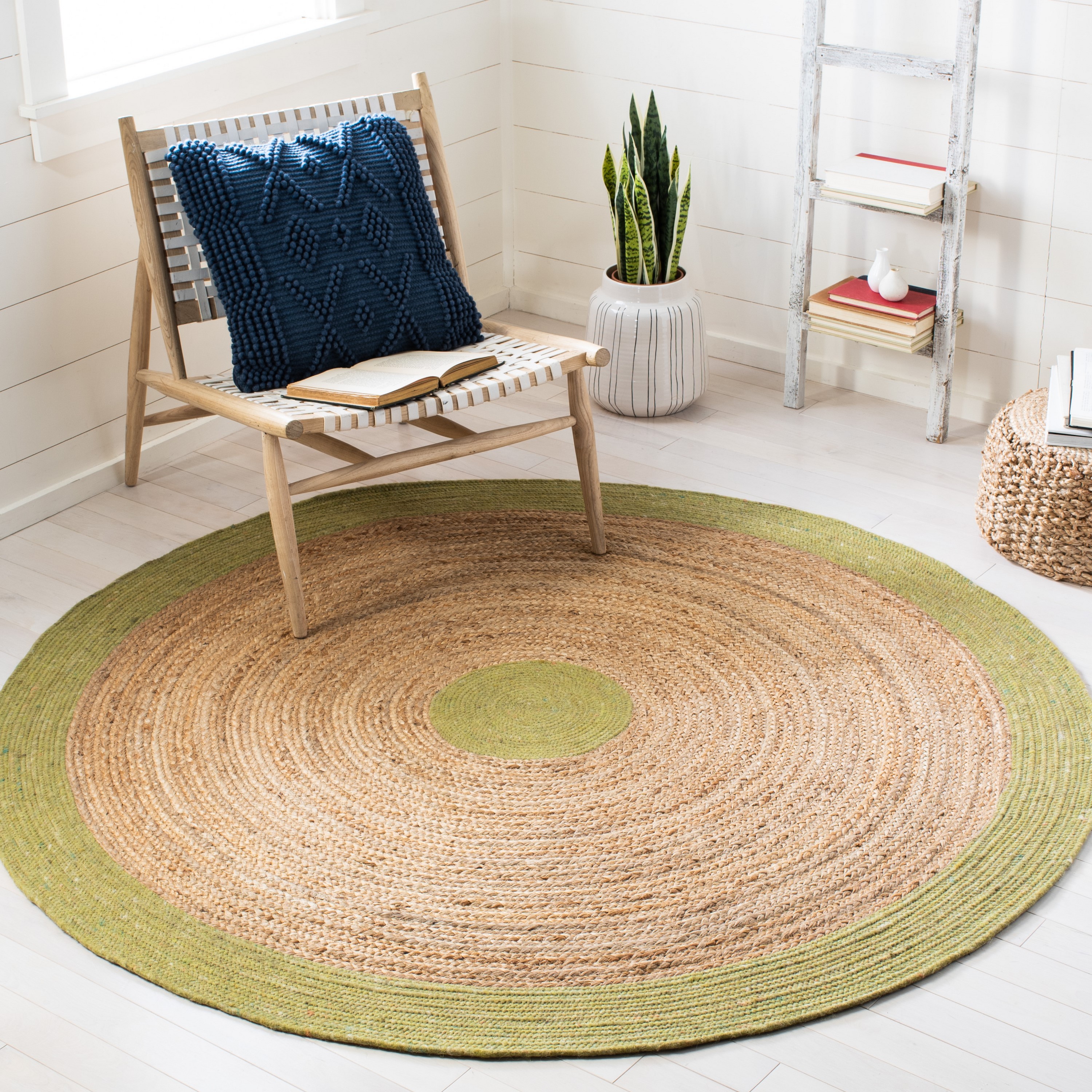 Safavieh BRD910Y-4R Braided Hvonn 4 x 4 (ft) Jute Green/Natural Round Indoor Abstract Coastal Area rug