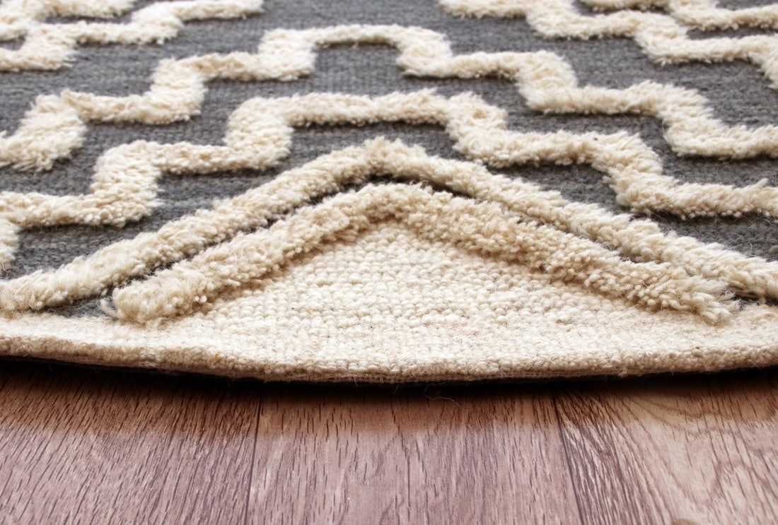 Gray and Cream Tufted Geometric Wool Round Area Rug, 6 ft.