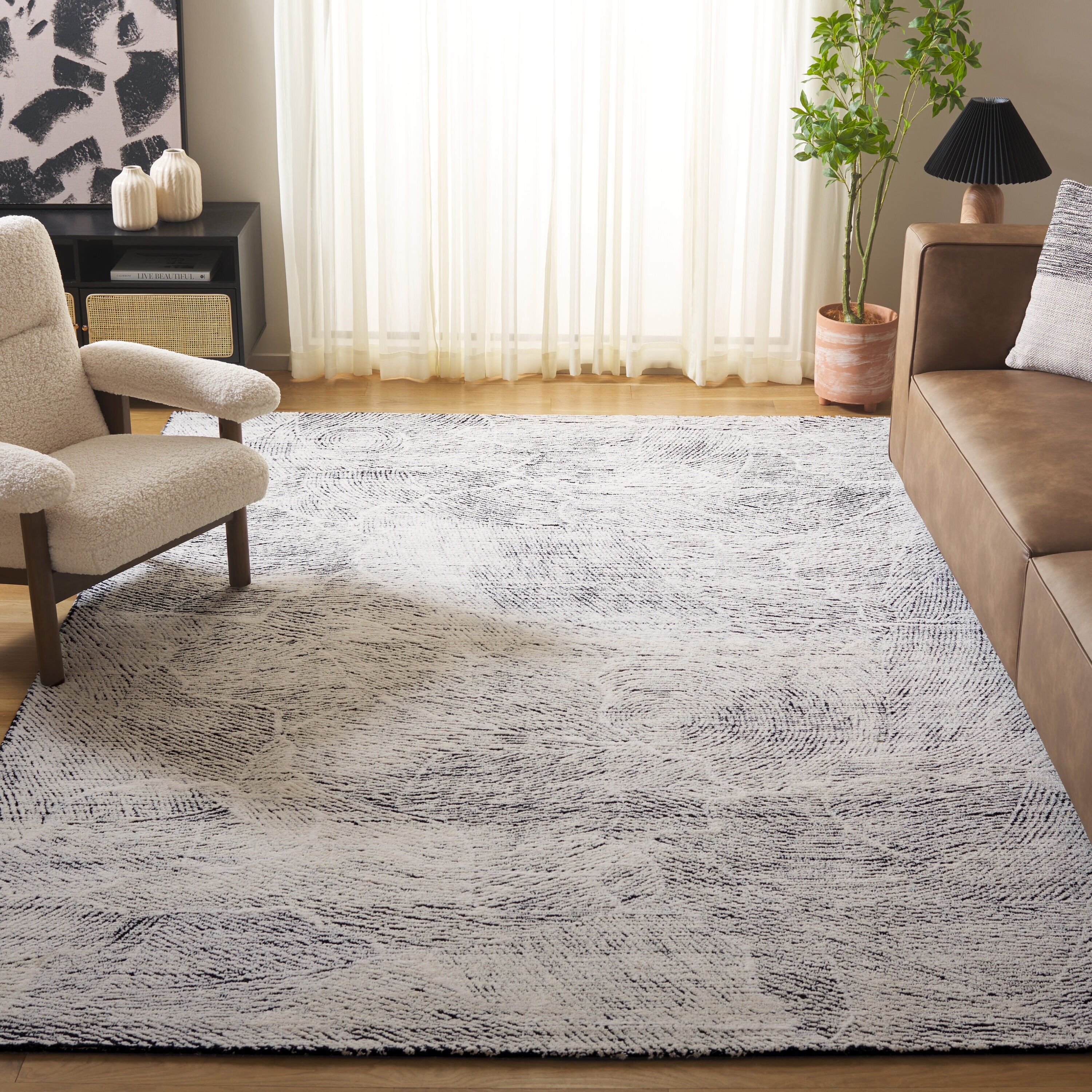  Metro 999 Black/Ivory Solid / Tonal 6ft x 9ft Medium Rectangle Rug