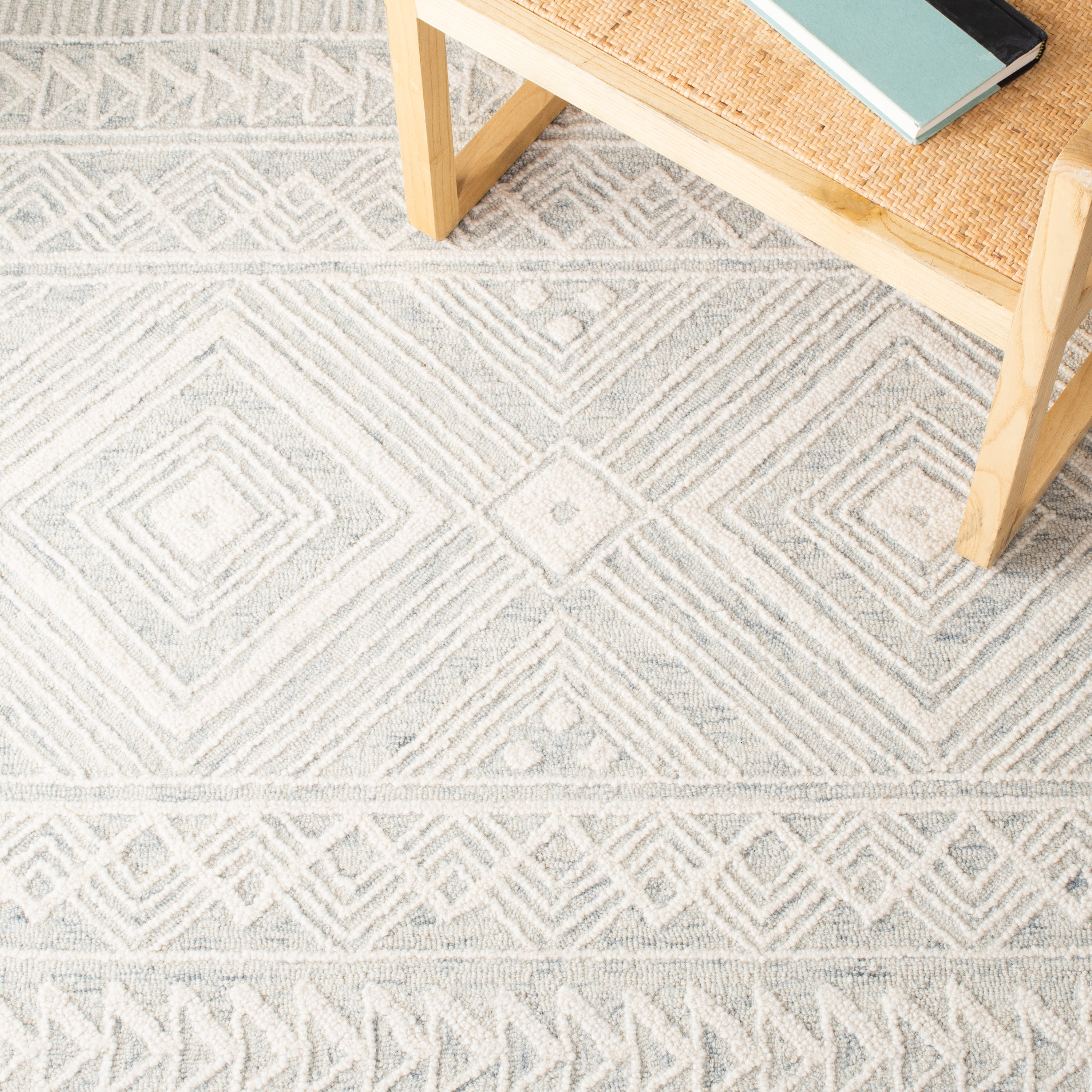 Safavieh MET908F-6SQ rugs - View #8