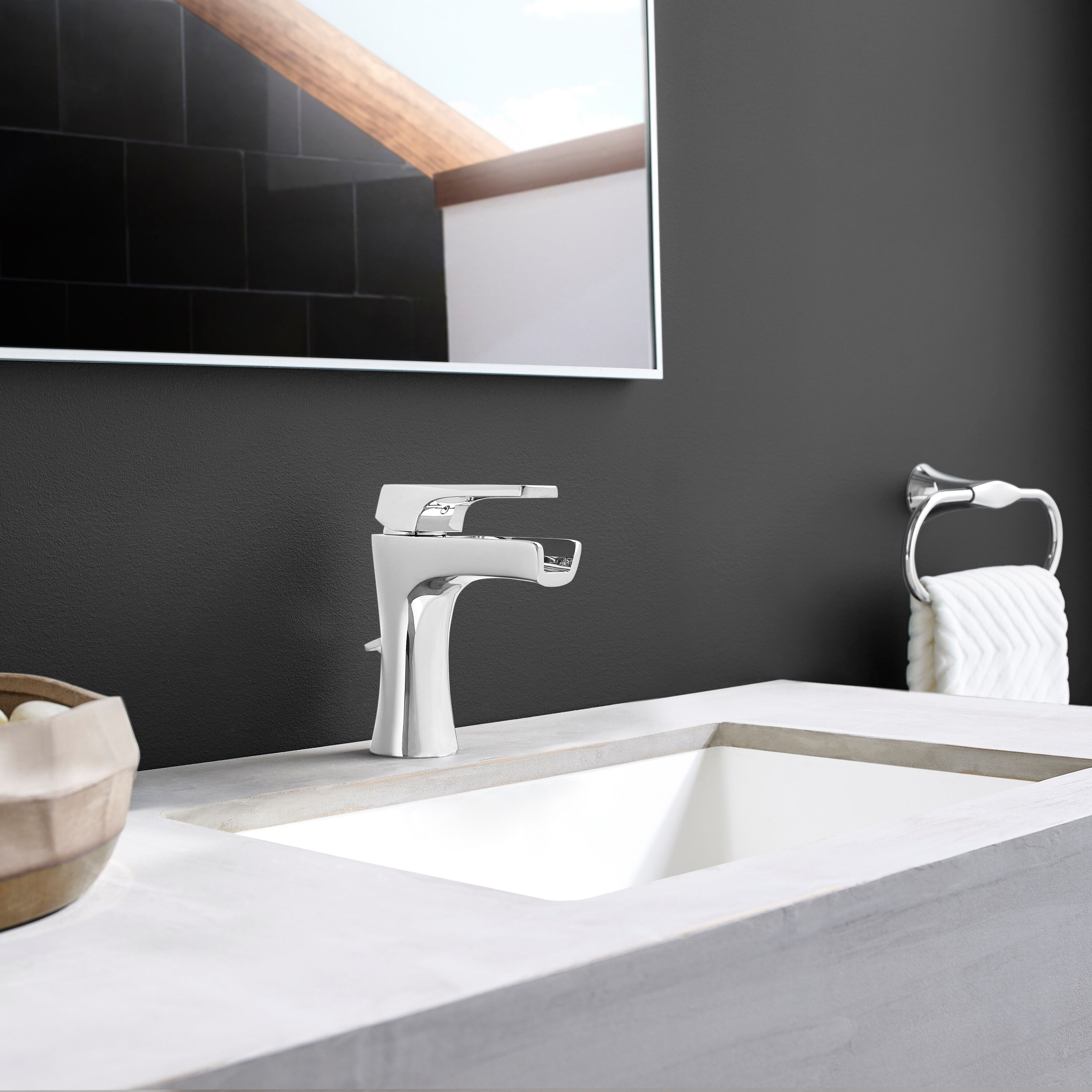 Pfister LG42-MF1C Lavatory-Faucets - View #2