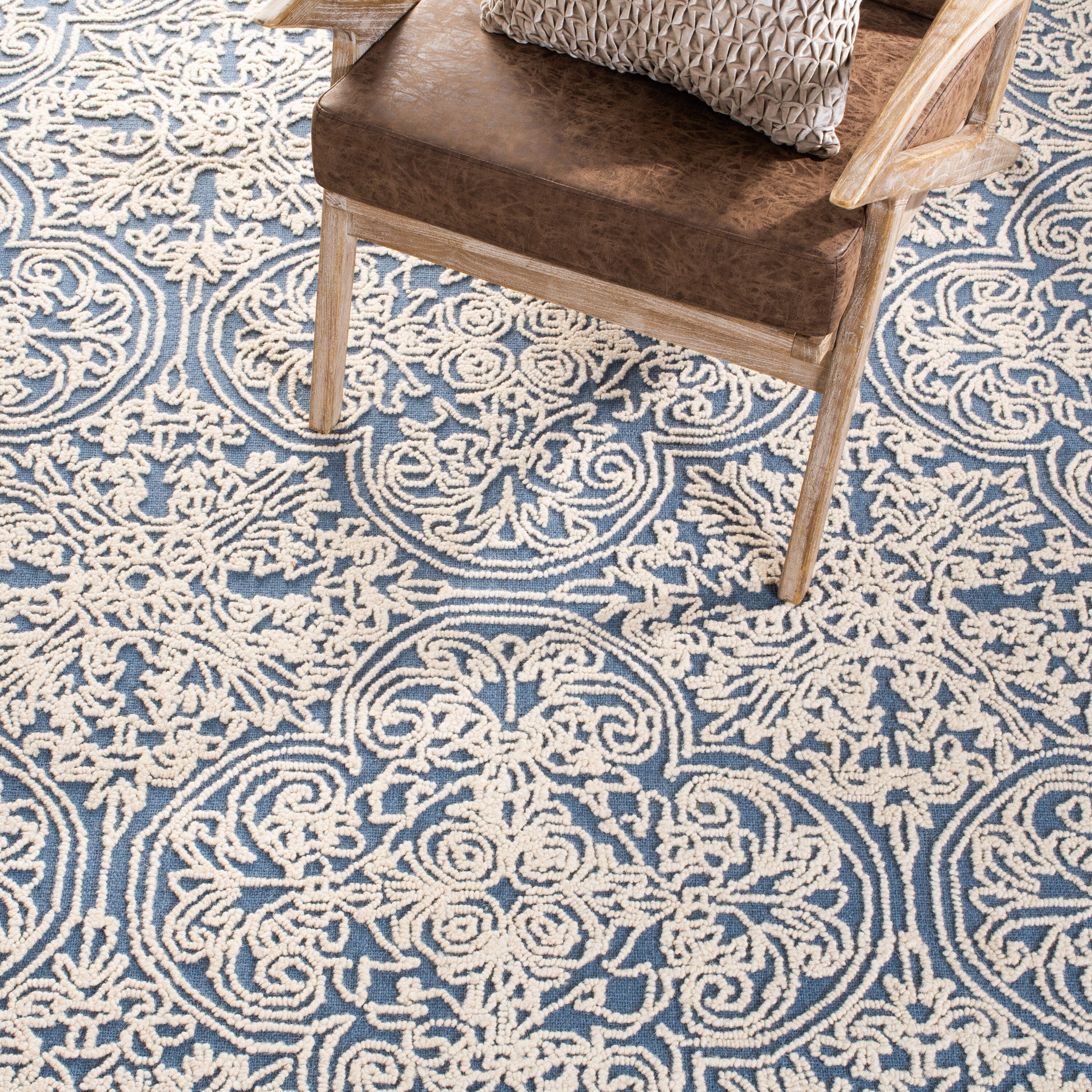 Safavieh TRC101B-8 rugs - View #6