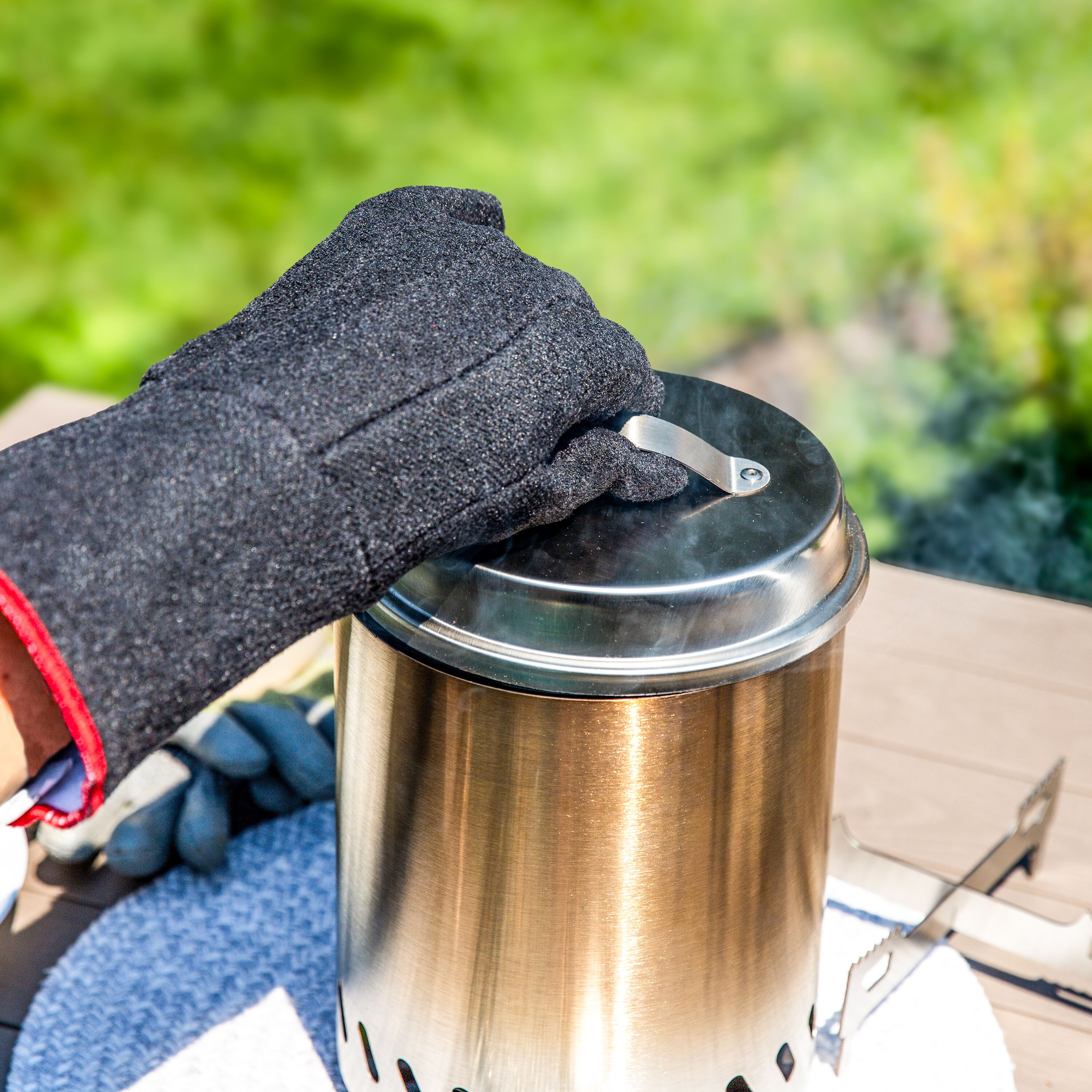 Compact Stainless Steel Smokeless Fire Pit Accessory Kit