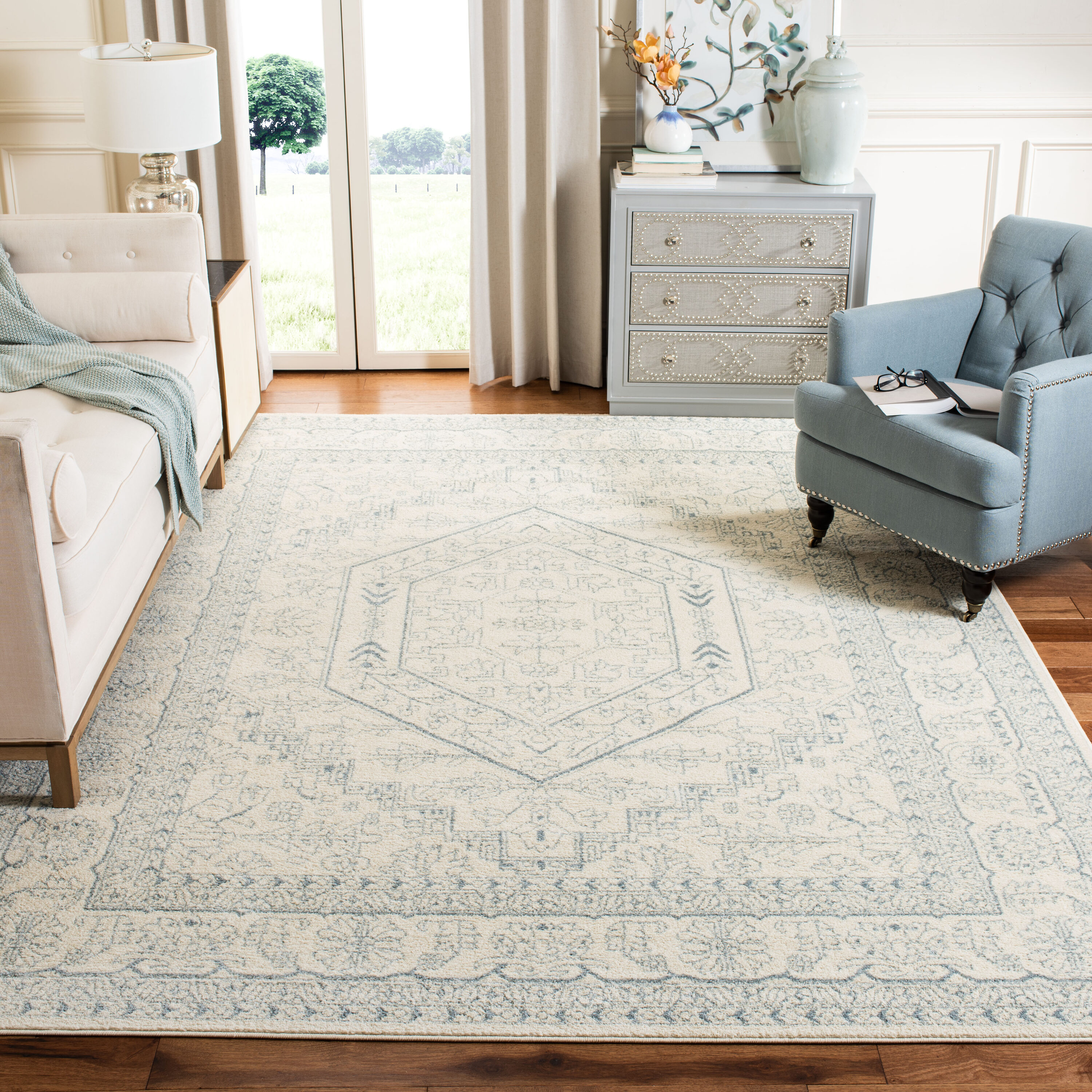 Adirondack 108S Ivory Slate 12ft x 18ft Oversized Rug