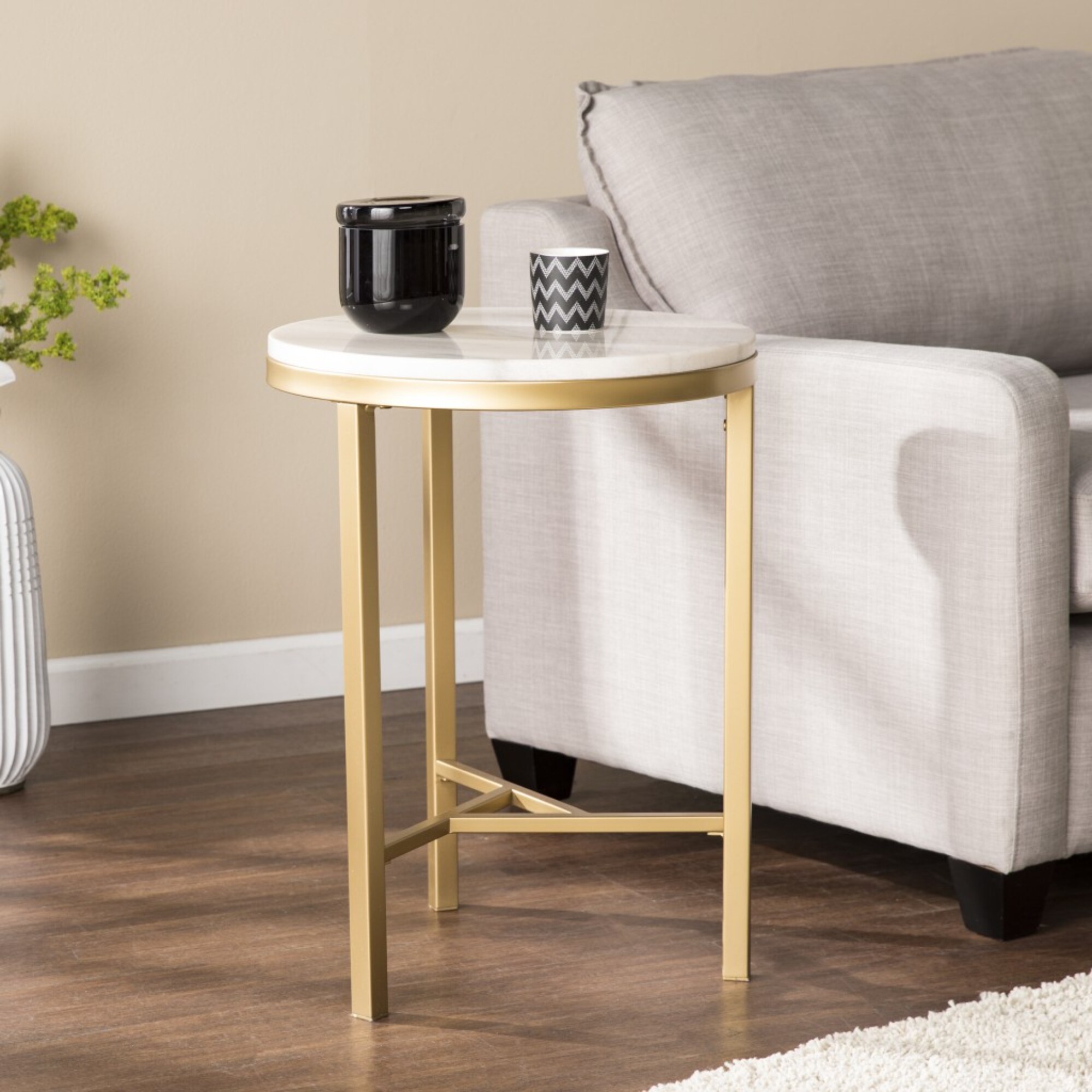 HomeRoots 4000402506 18-in W x 24-in H Champagne Granite/Marble Modern End Table Assembly Required