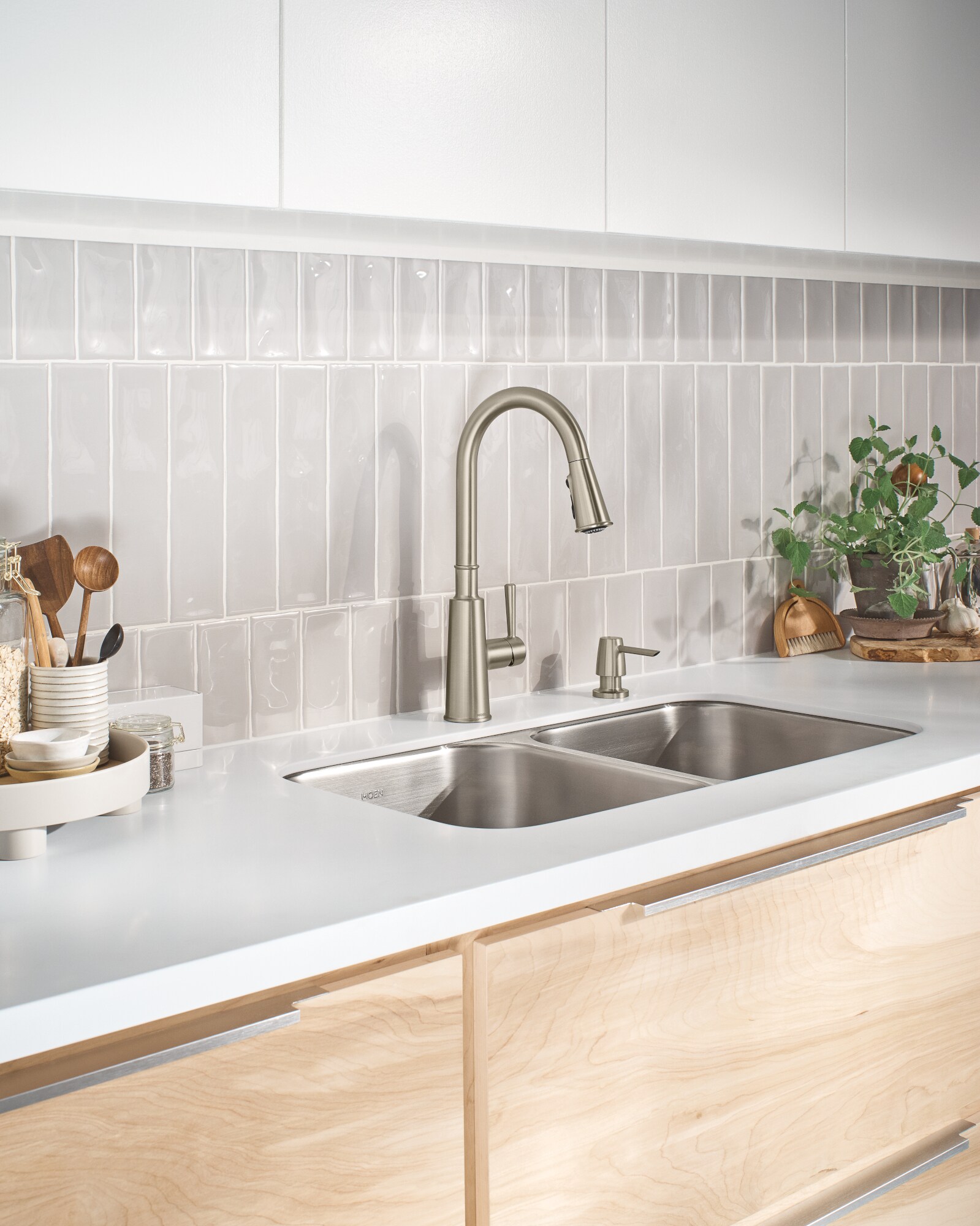 Moen GS20210 Kitchen-Sinks - View #9