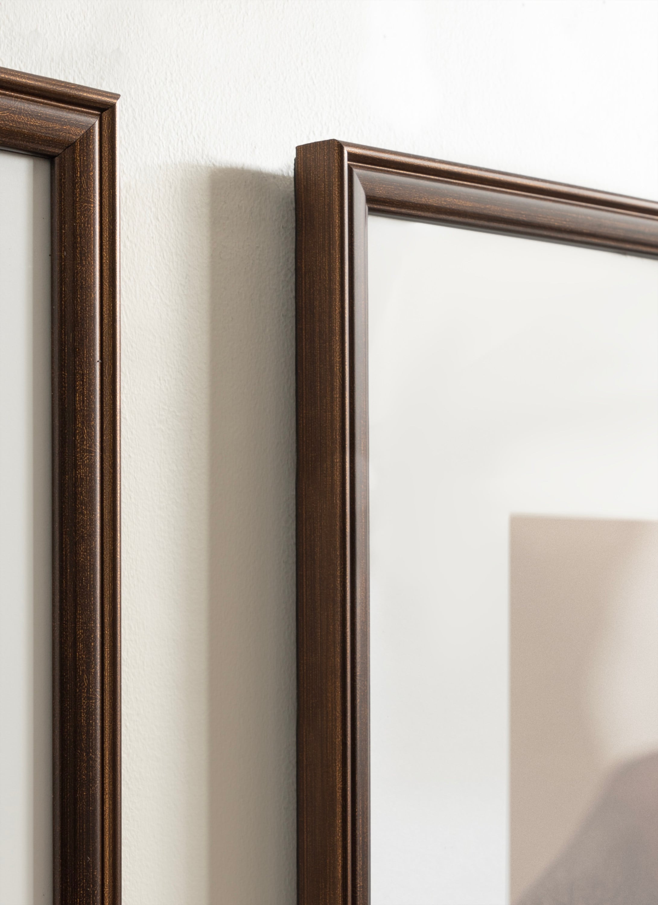 Adlynn Bronze 5x7 Polystyrene Wall Photo Frame Set