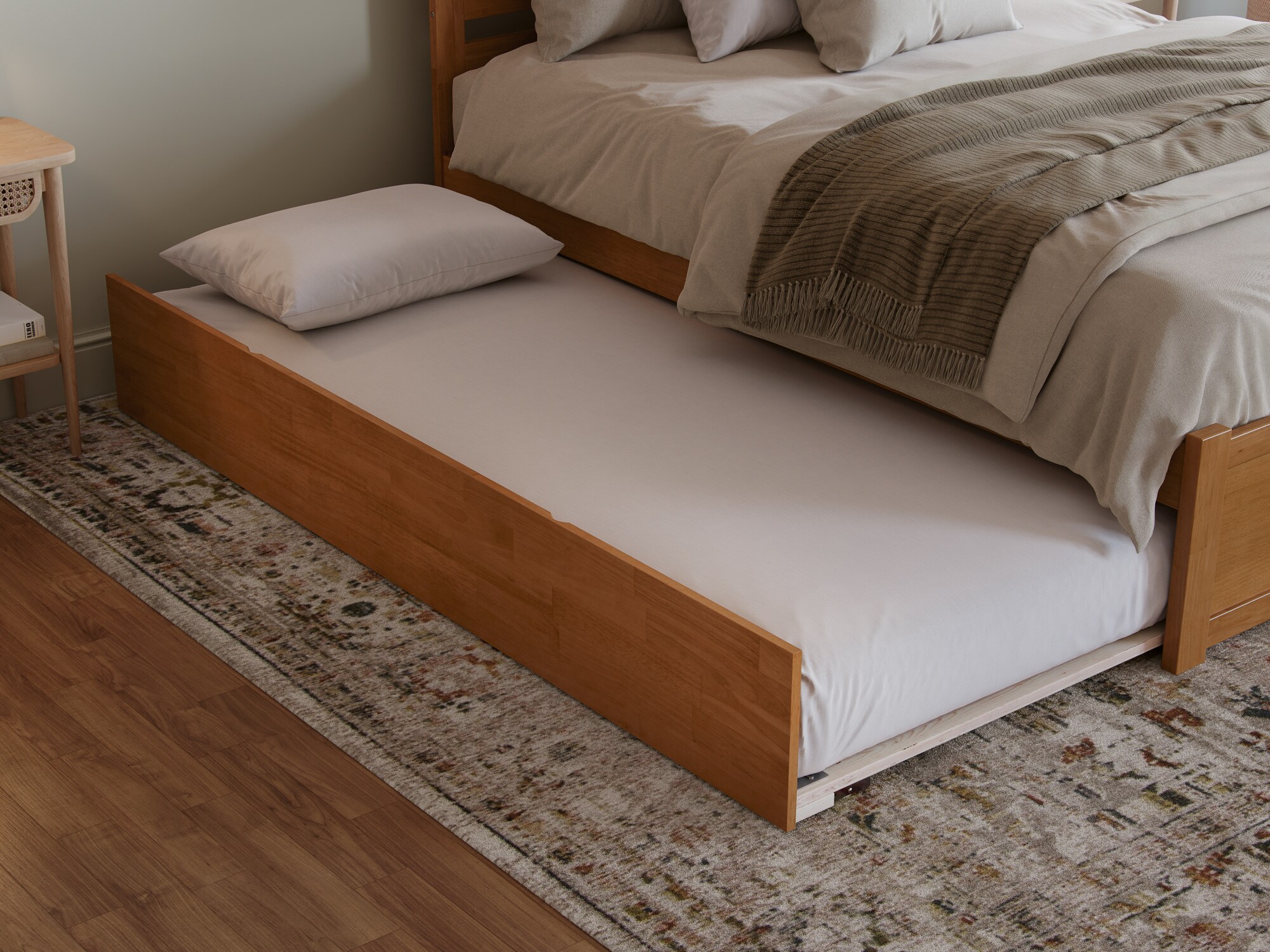 Light Toffee Queen Wood Platform Bed with Slatted Headboard