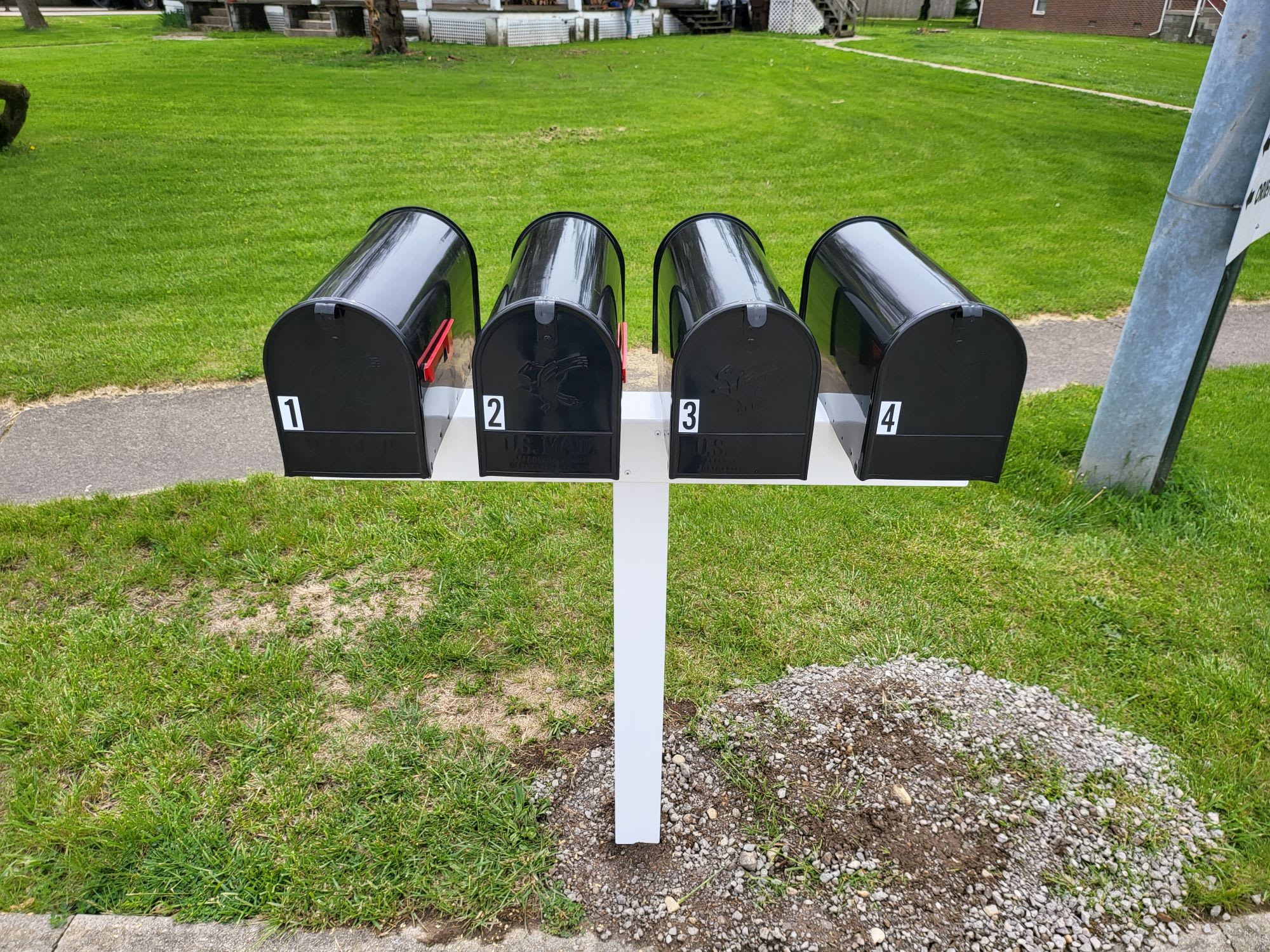 Handy Post HP-1W4L Mailbox-Posts - View #2