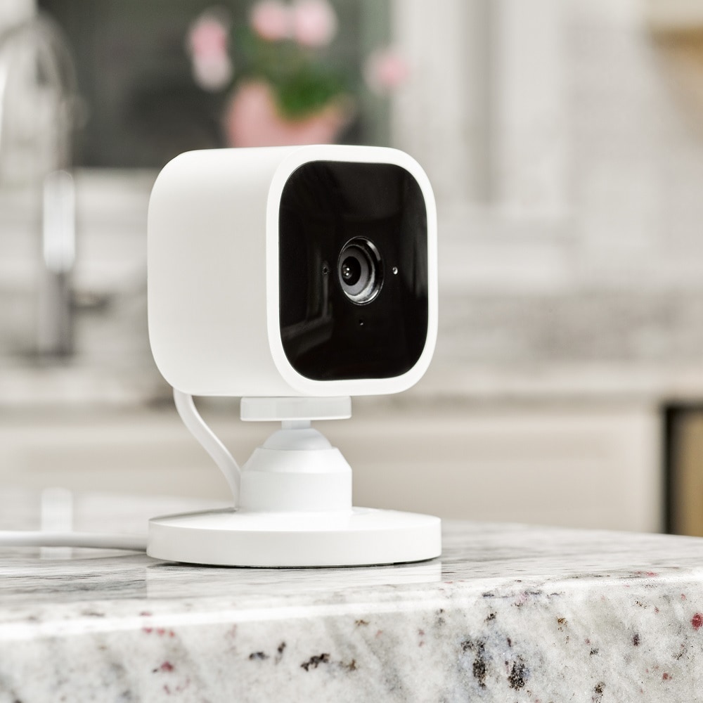 Blink Mini Indoor Security Camera - Setup & First Impressions! 