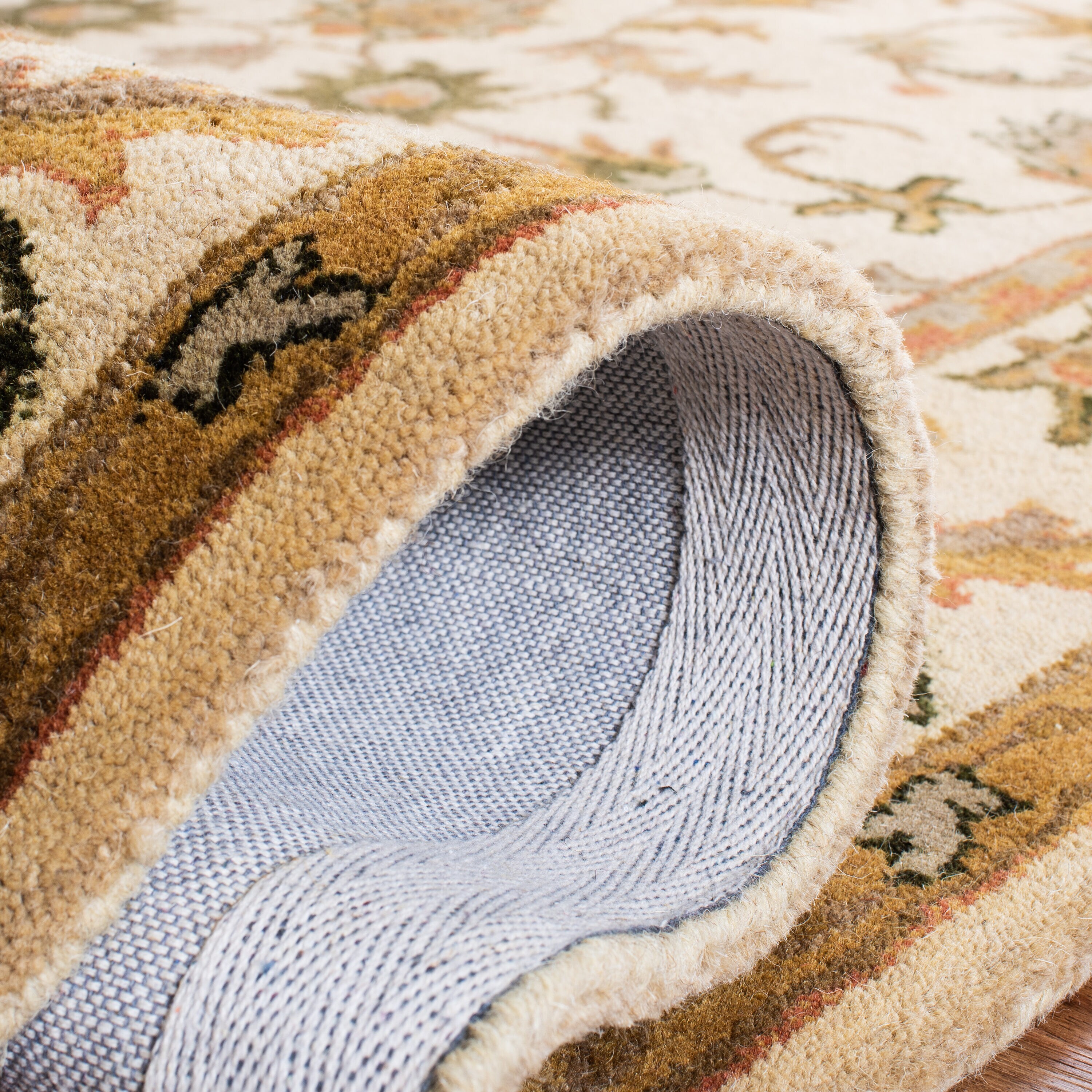 Safavieh AT52D-8R rugs - View #5