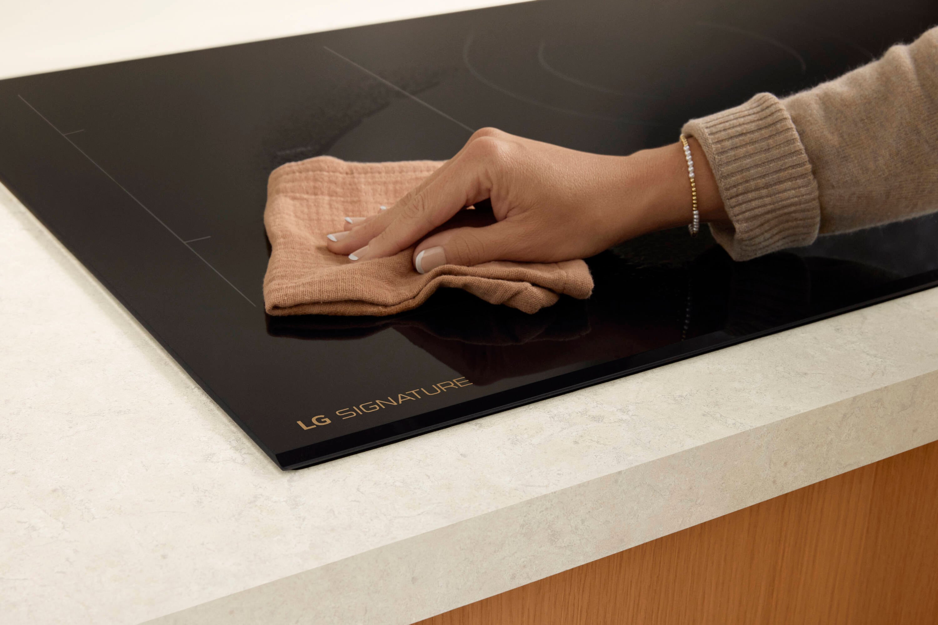LG CBIU3639BE Induction-Cooktops - View #9
