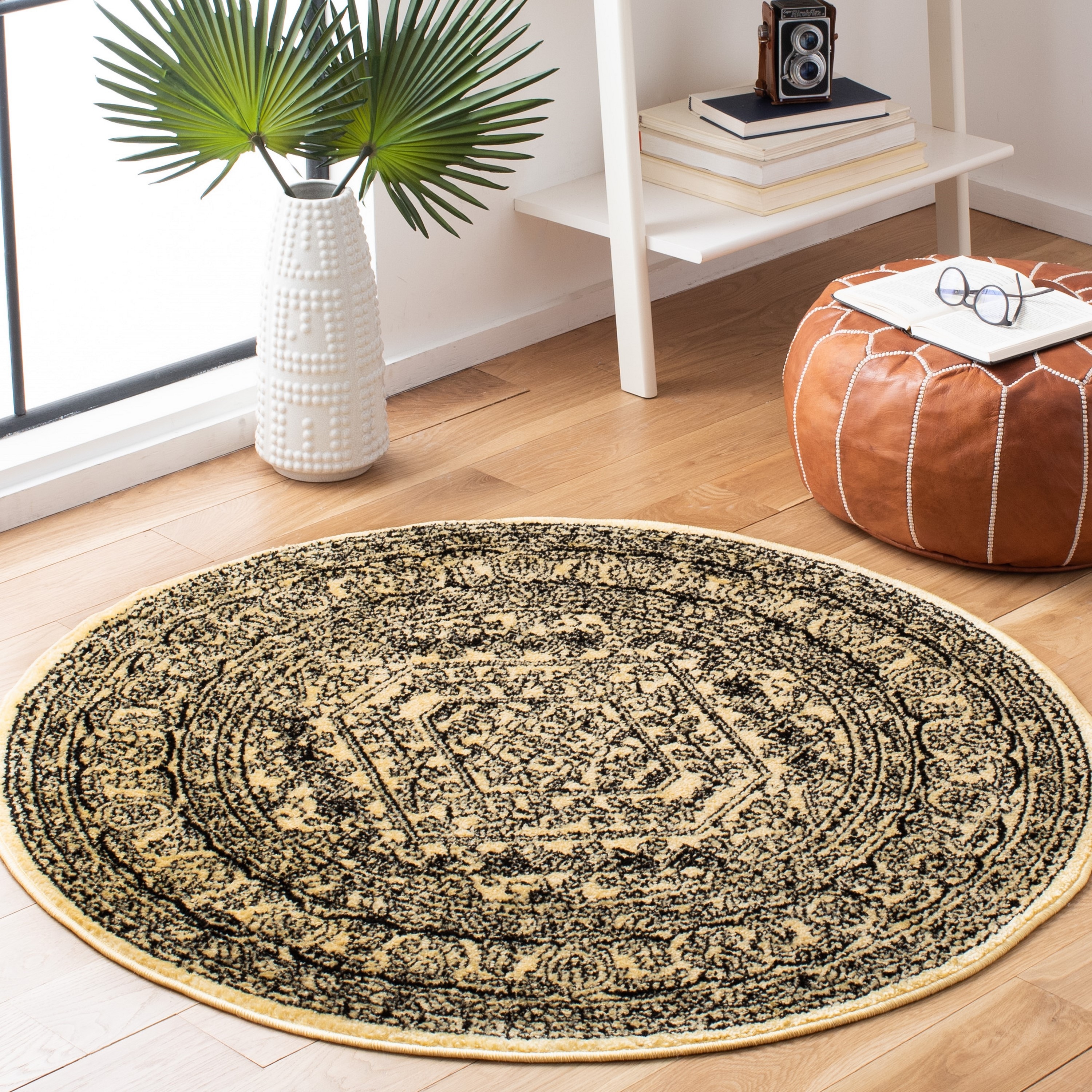 Safavieh ADR108H-4R Adirondack Herati 4 x 4 (ft) Loomed Polypropylene Gold/Black Round Indoor Distressed/Overdyed Lodge Area rug