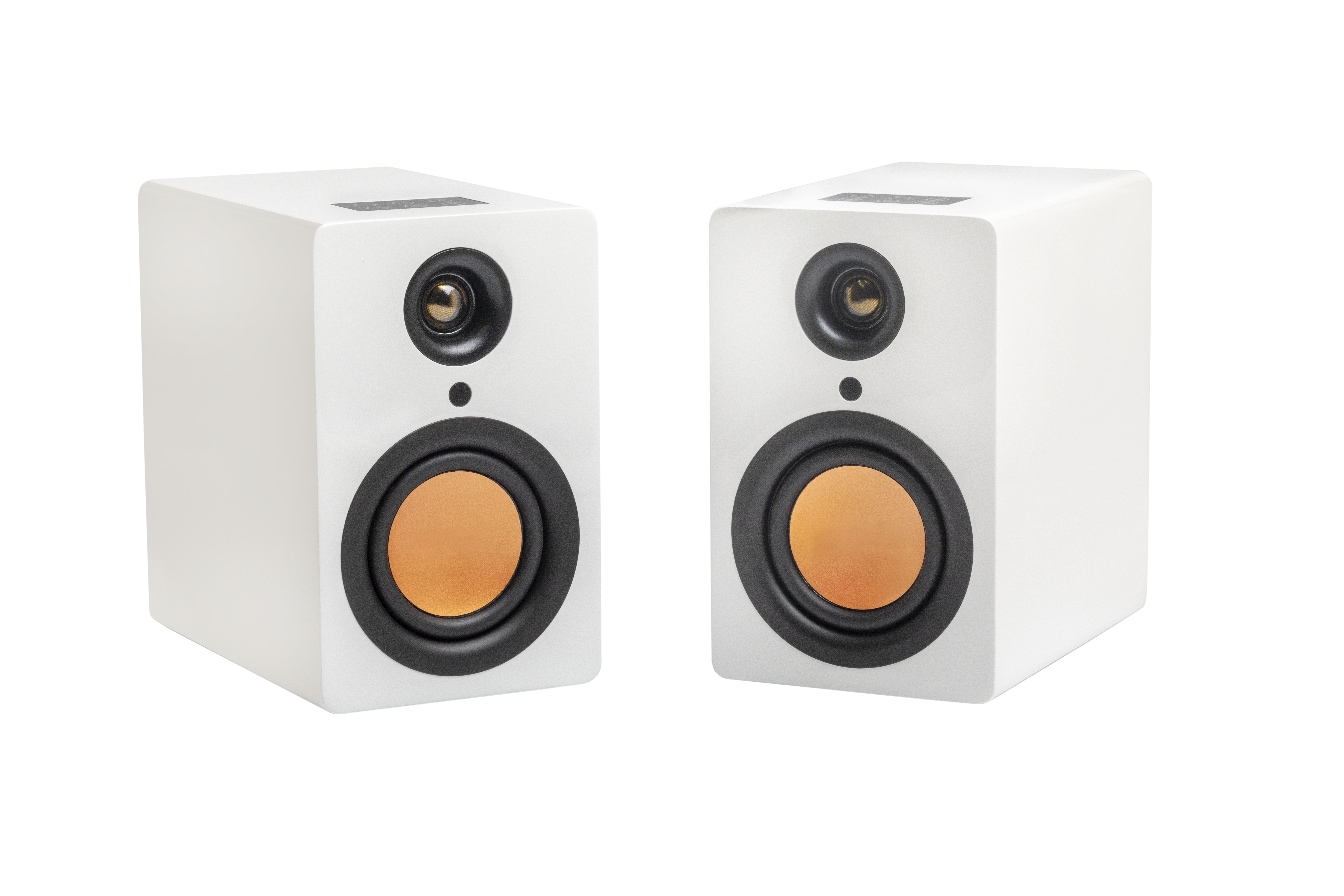 Mitchell Acoustics USTREAMONEWH 100 -Watt Bluetooth Indoor Bookshelf Speaker in White 2 Speaker Set