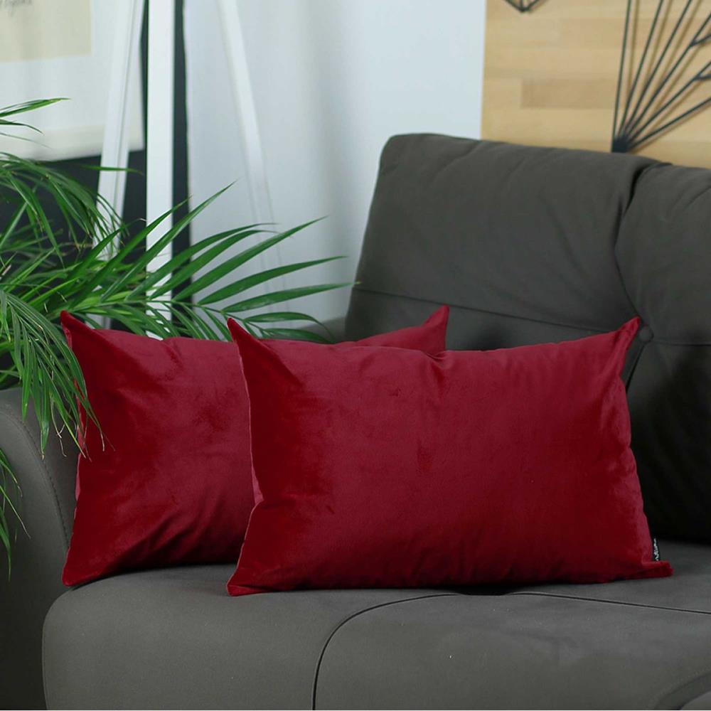 HomeRoots 355242 22-in x 14-in Red Velvet Decorative Throw Pillow Cover 2 Pcs in Set