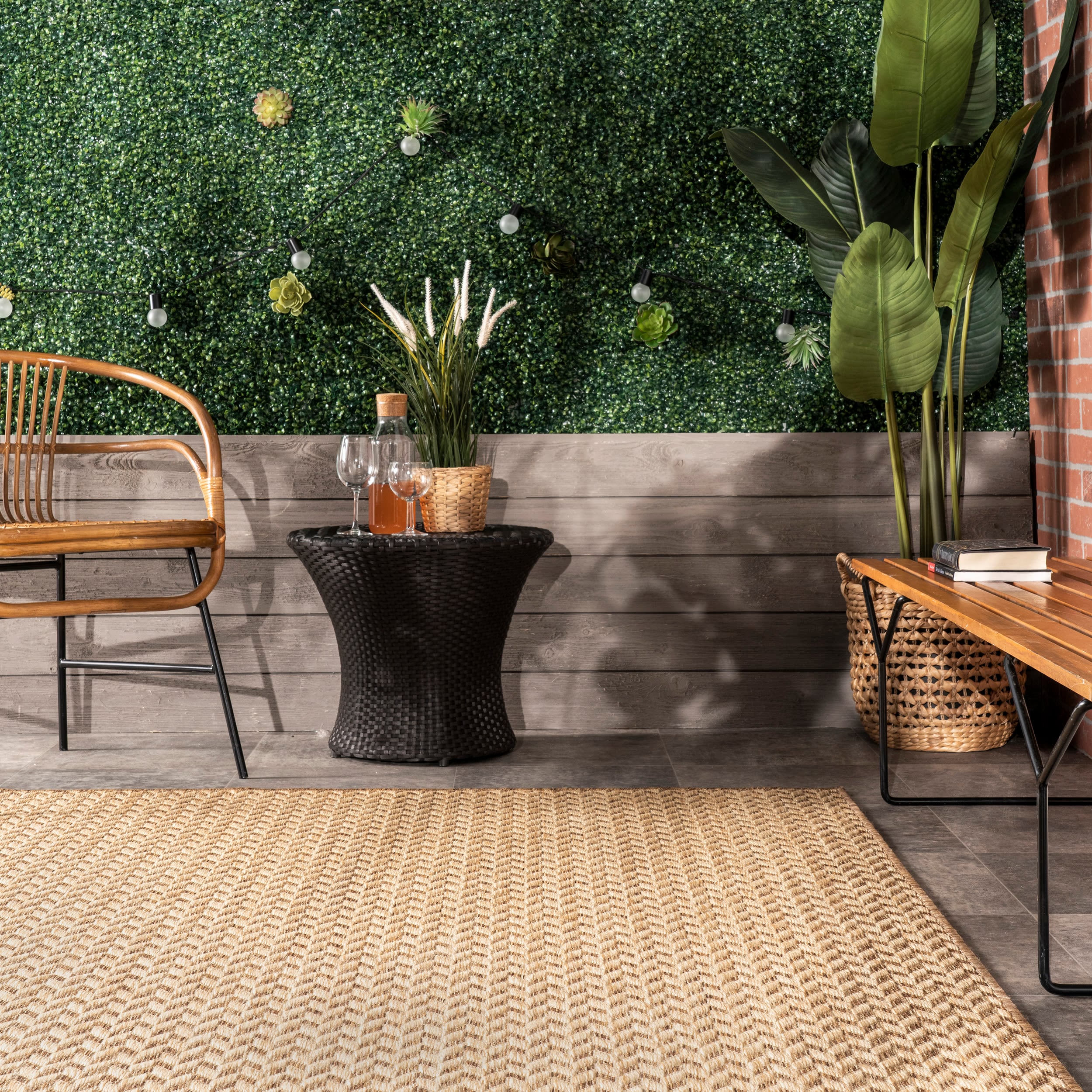 nuLOOM GBCB22A-6709 Cabana 6 x 9 (ft) Loomed Polypropylene Beige Rectangular Indoor/Outdoor Abstract Area rug